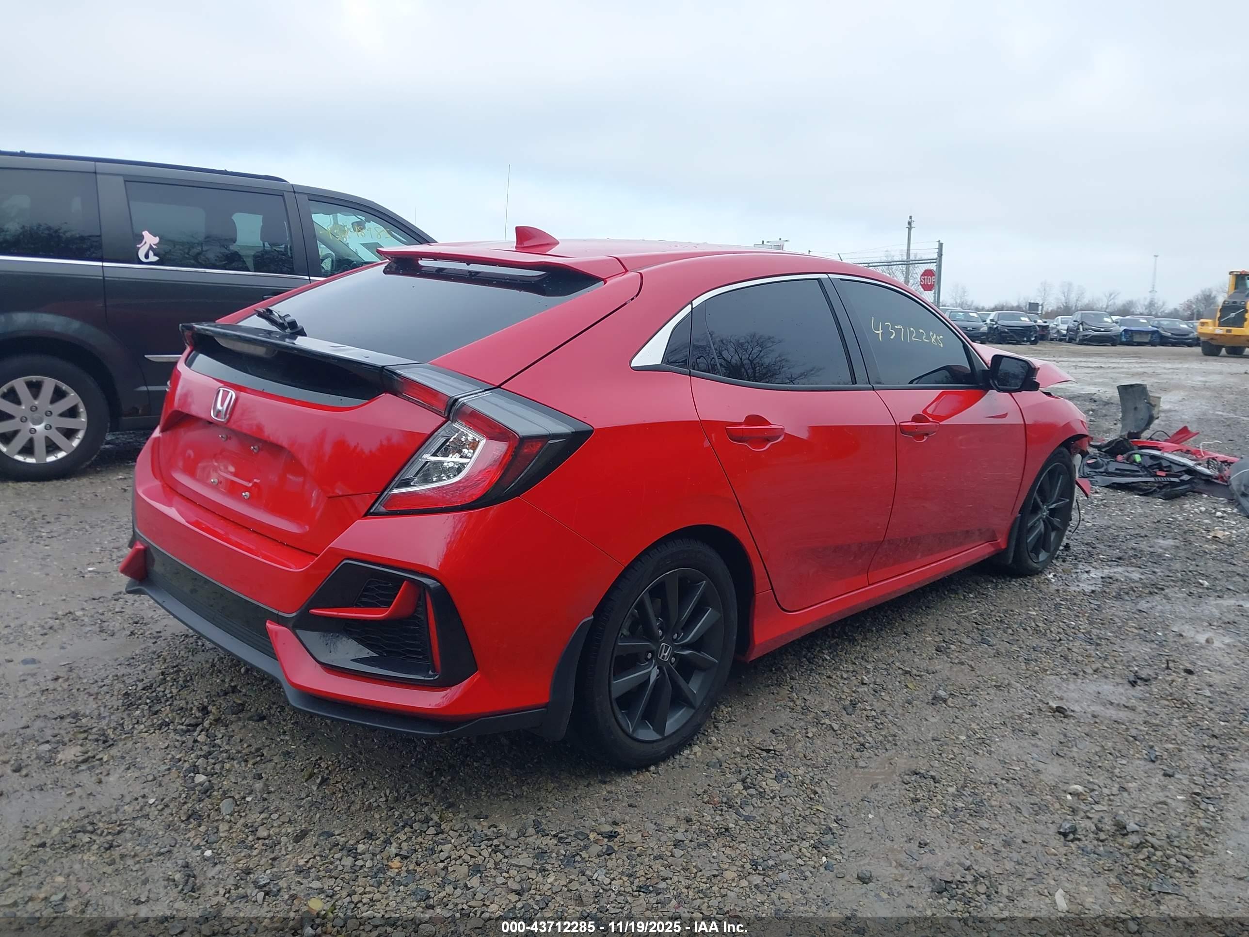 HONDA CIVIC image 4