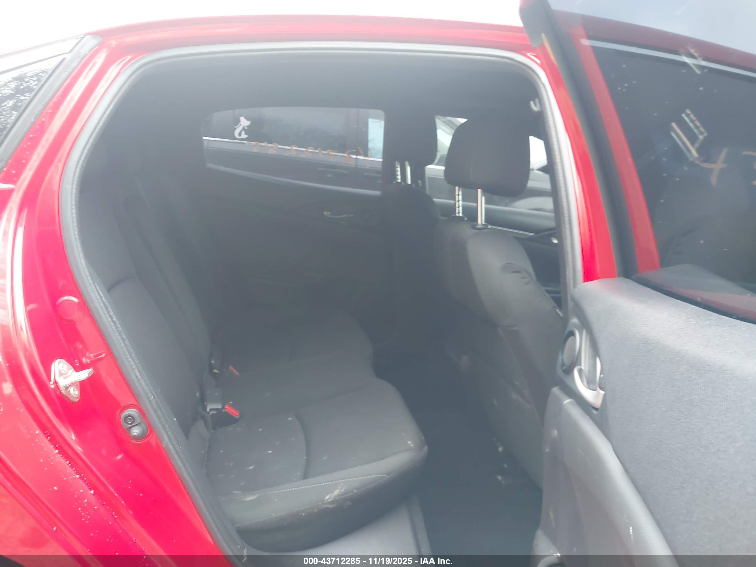 HONDA CIVIC image 8
