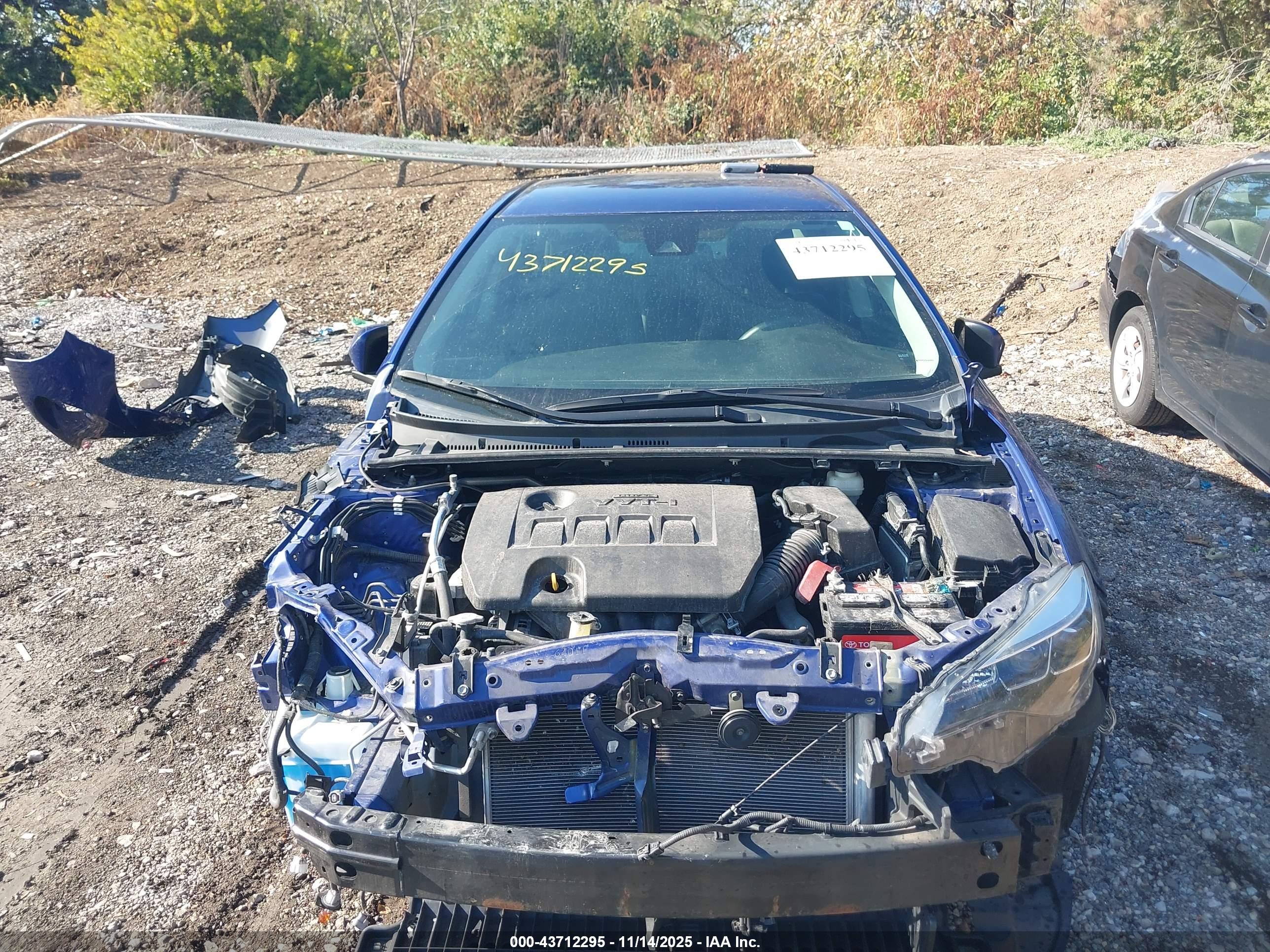 TOYOTA COROLLA image 6