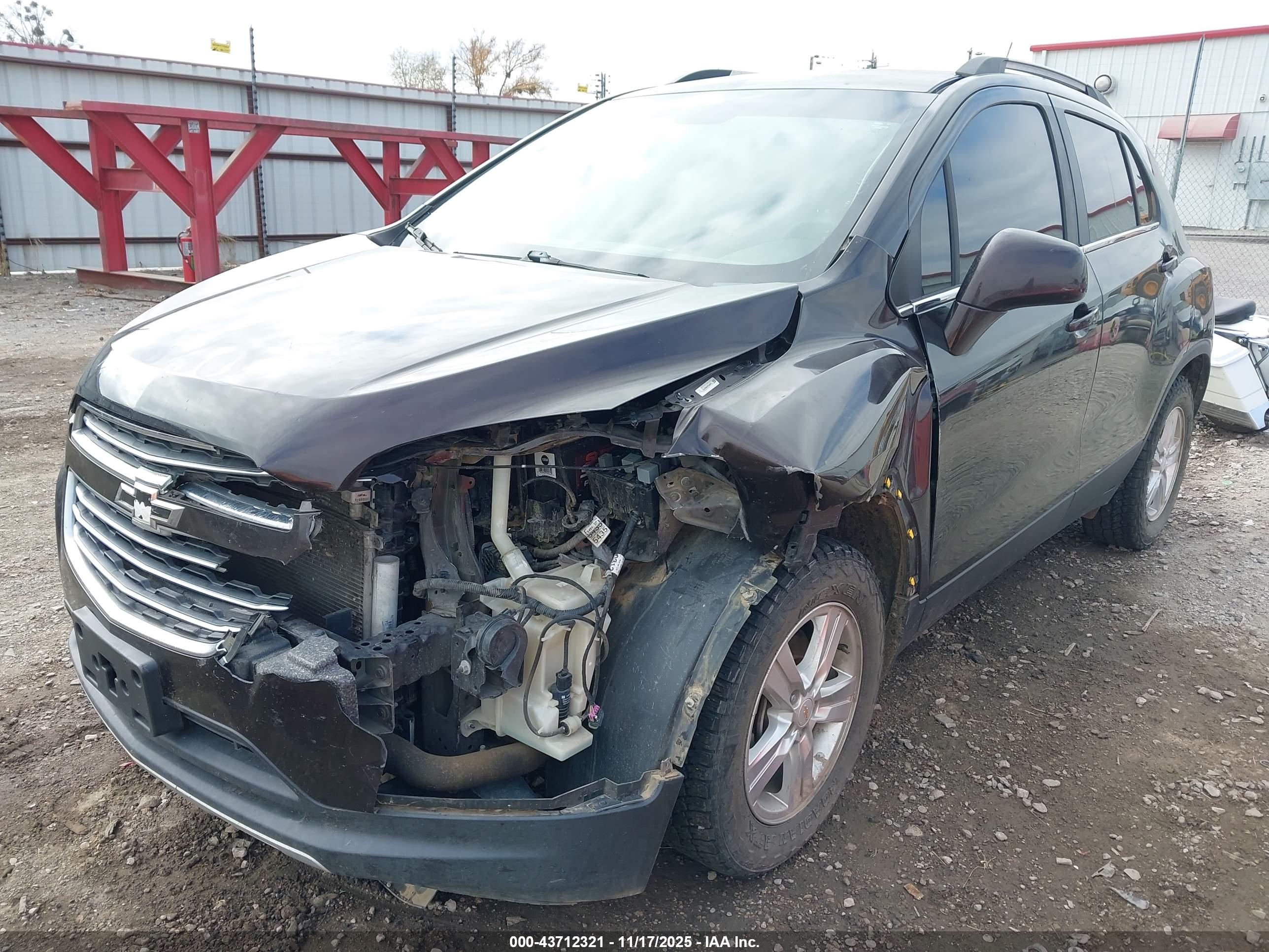CHEVROLET TRAX image 6