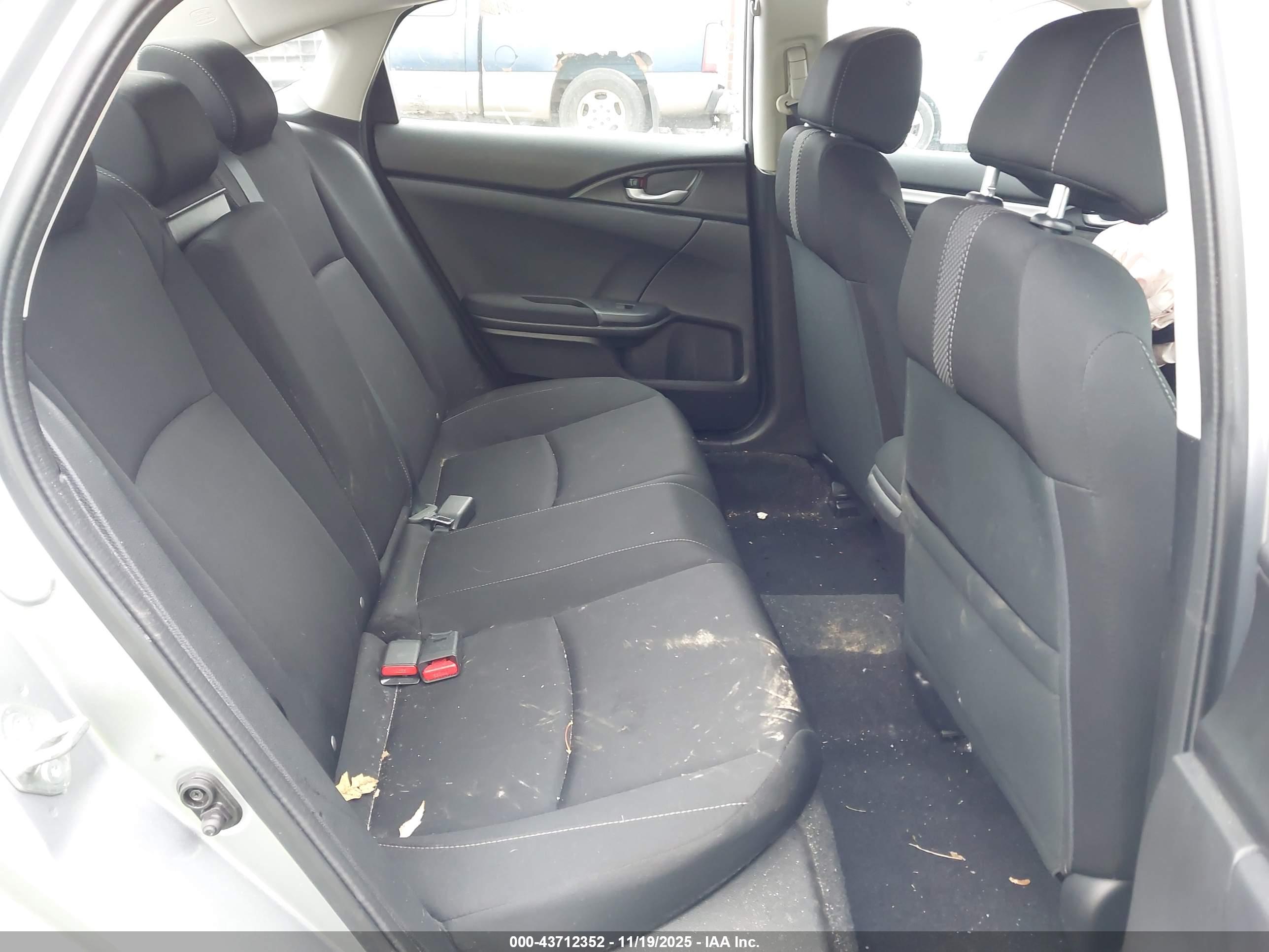 HONDA CIVIC image 8