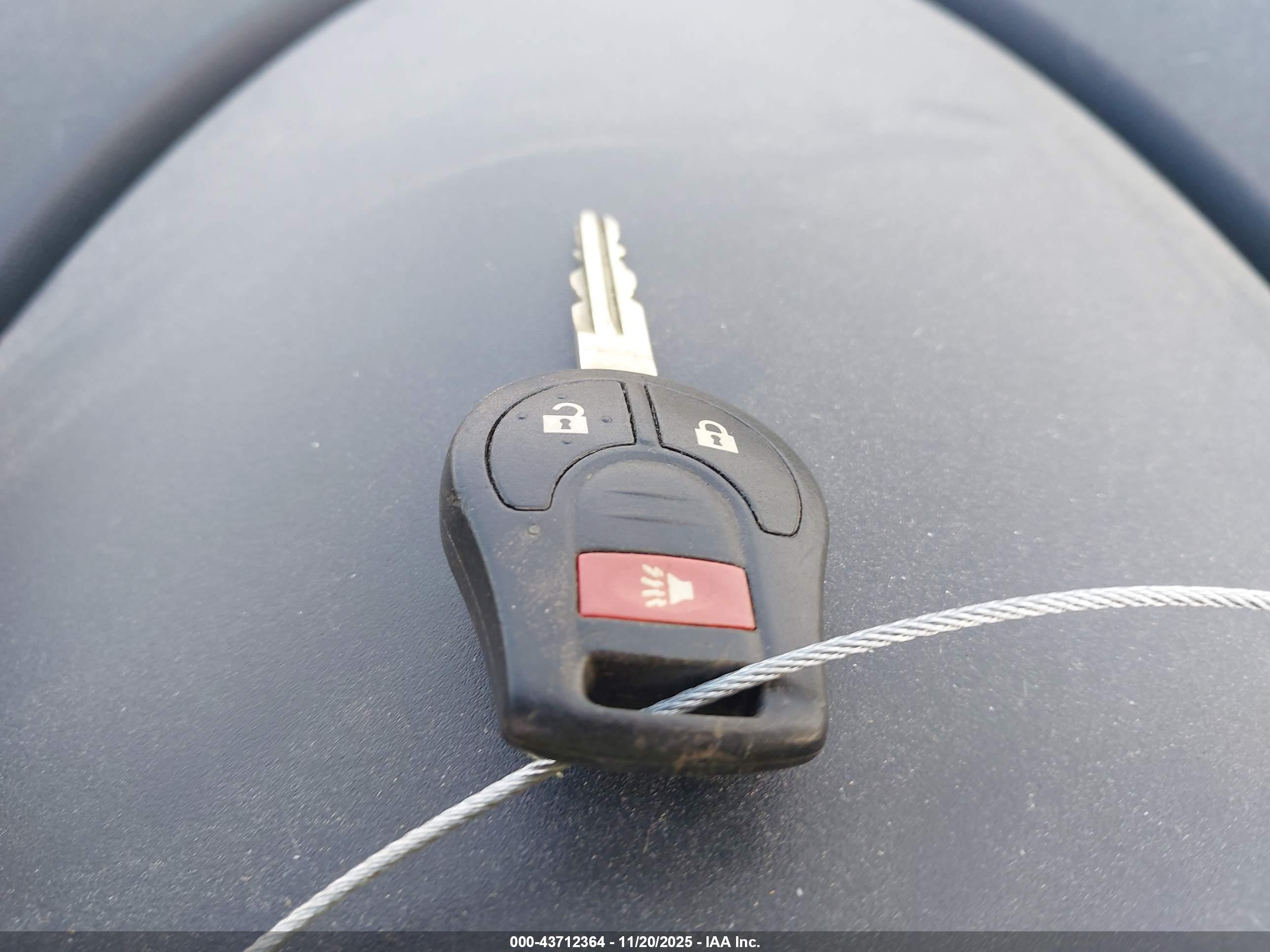 NISSAN ROGUE image 11