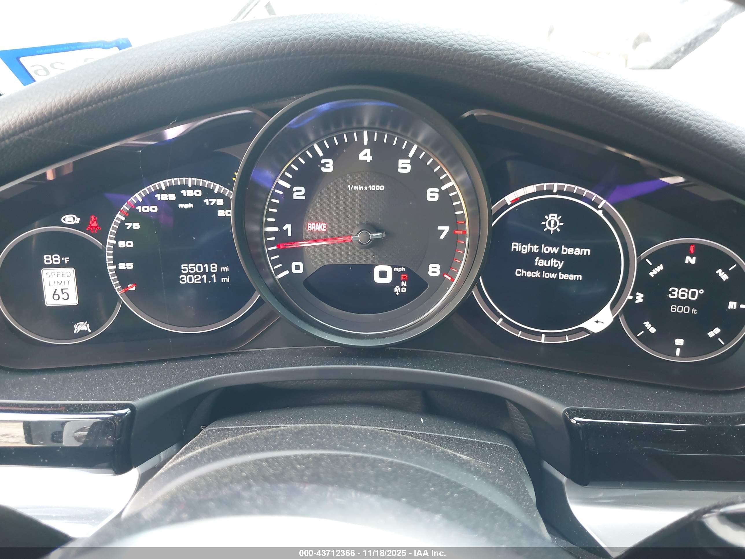PORSCHE PANAMERA image 7