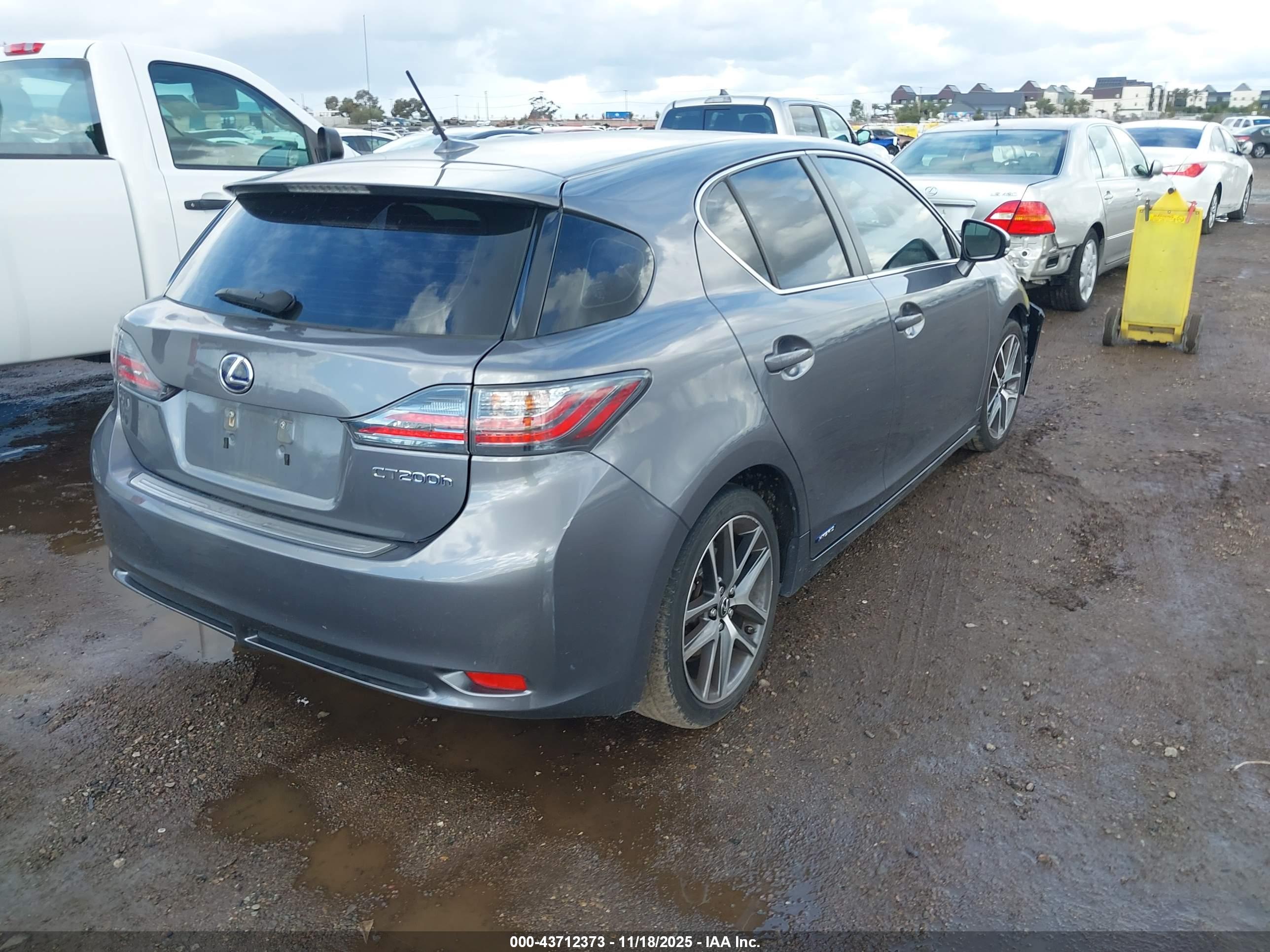 LEXUS CT image 4