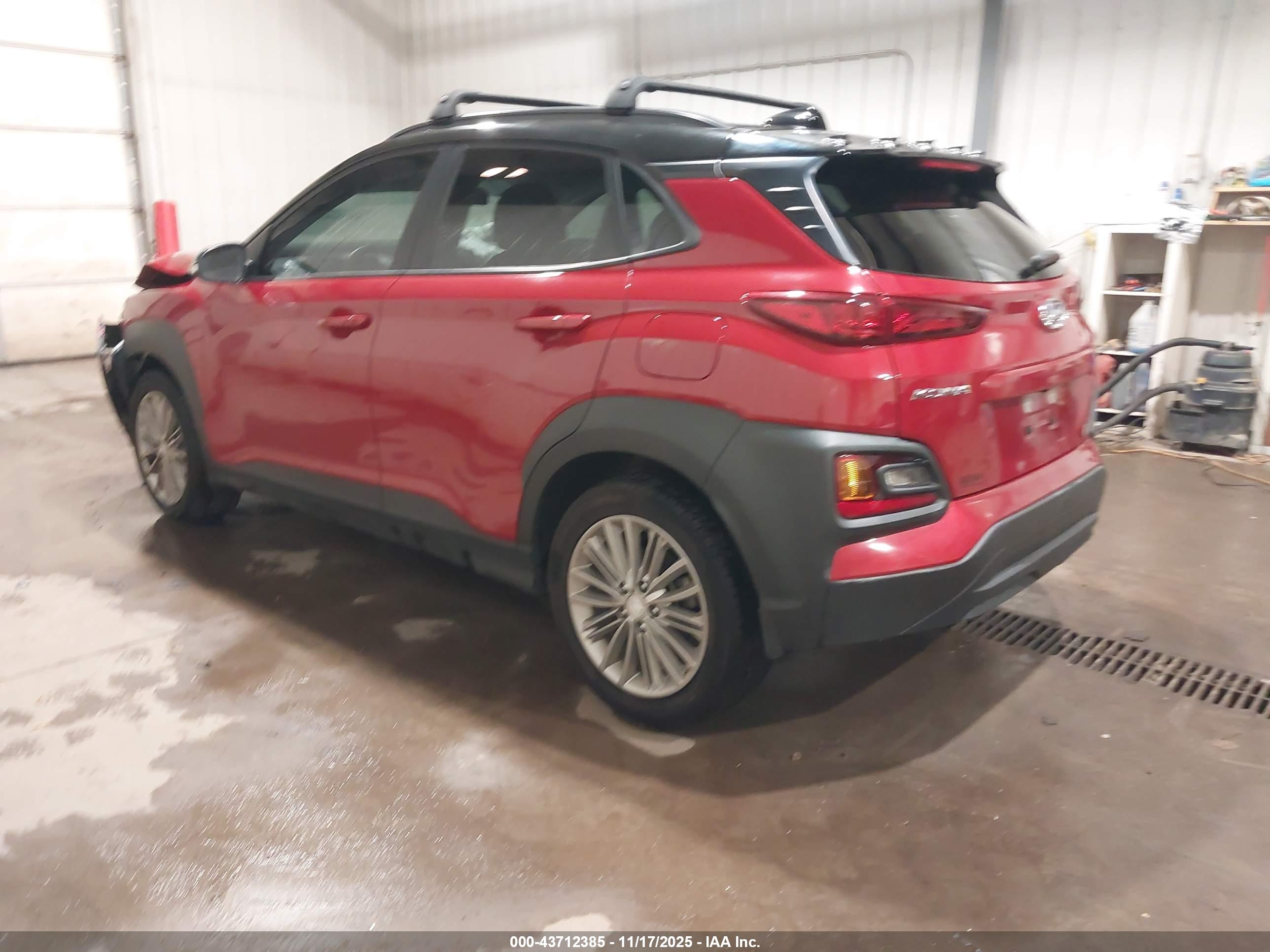 HYUNDAI KONA image 3
