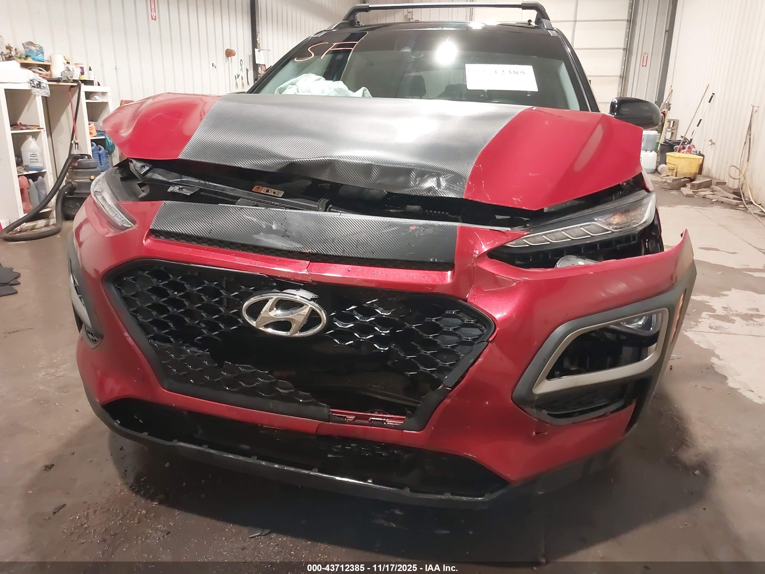 HYUNDAI KONA image 6