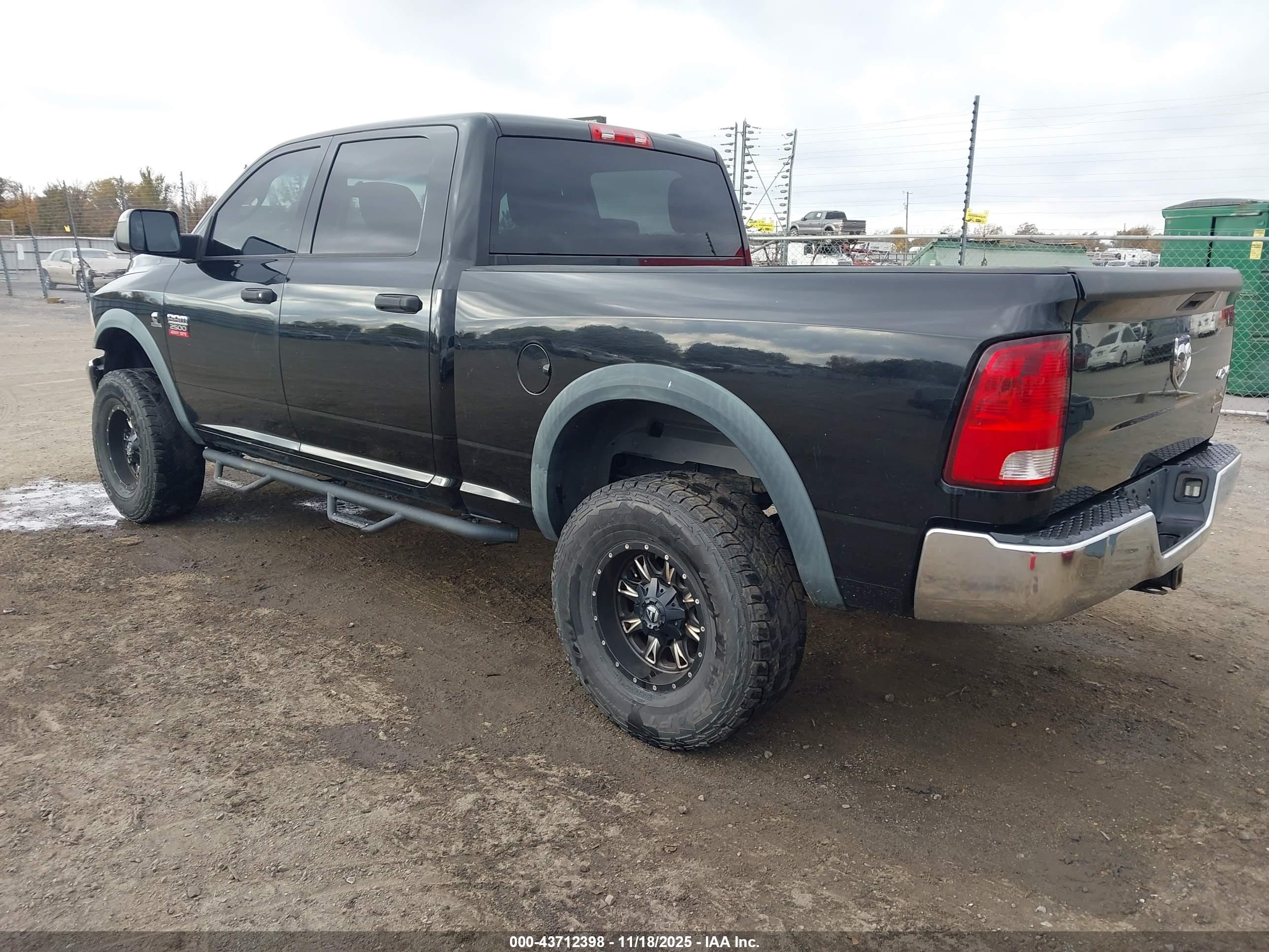 RAM 2500 image 3