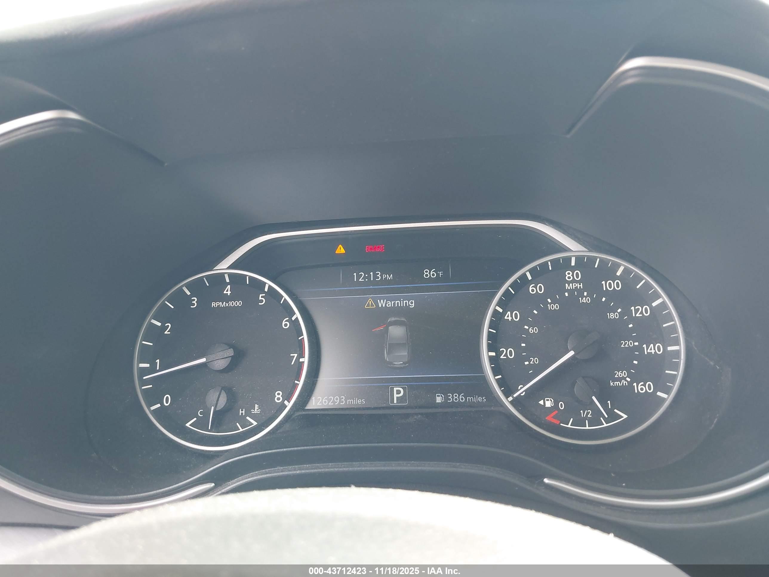 NISSAN MAXIMA image 7