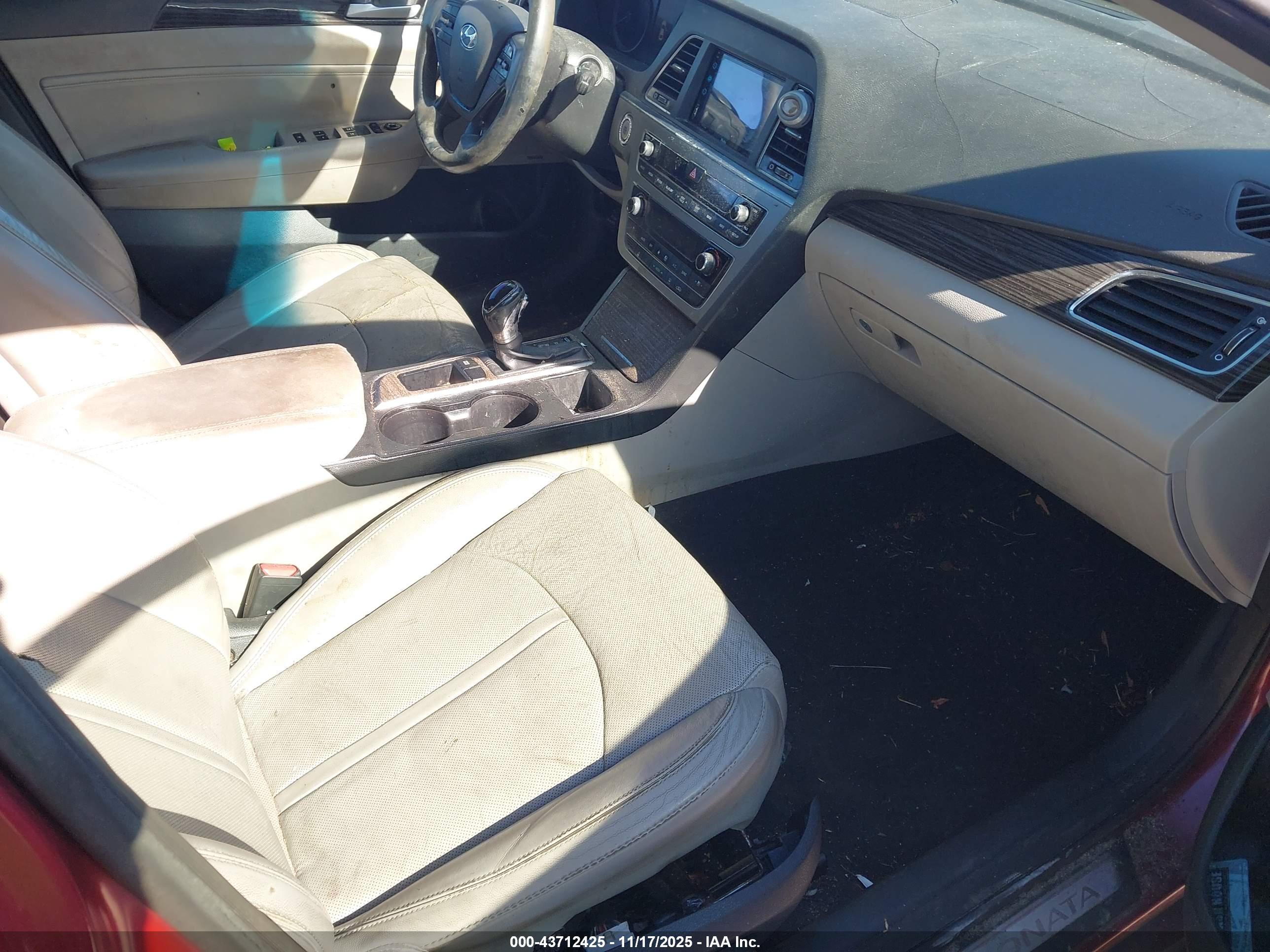 HYUNDAI SONATA image 5