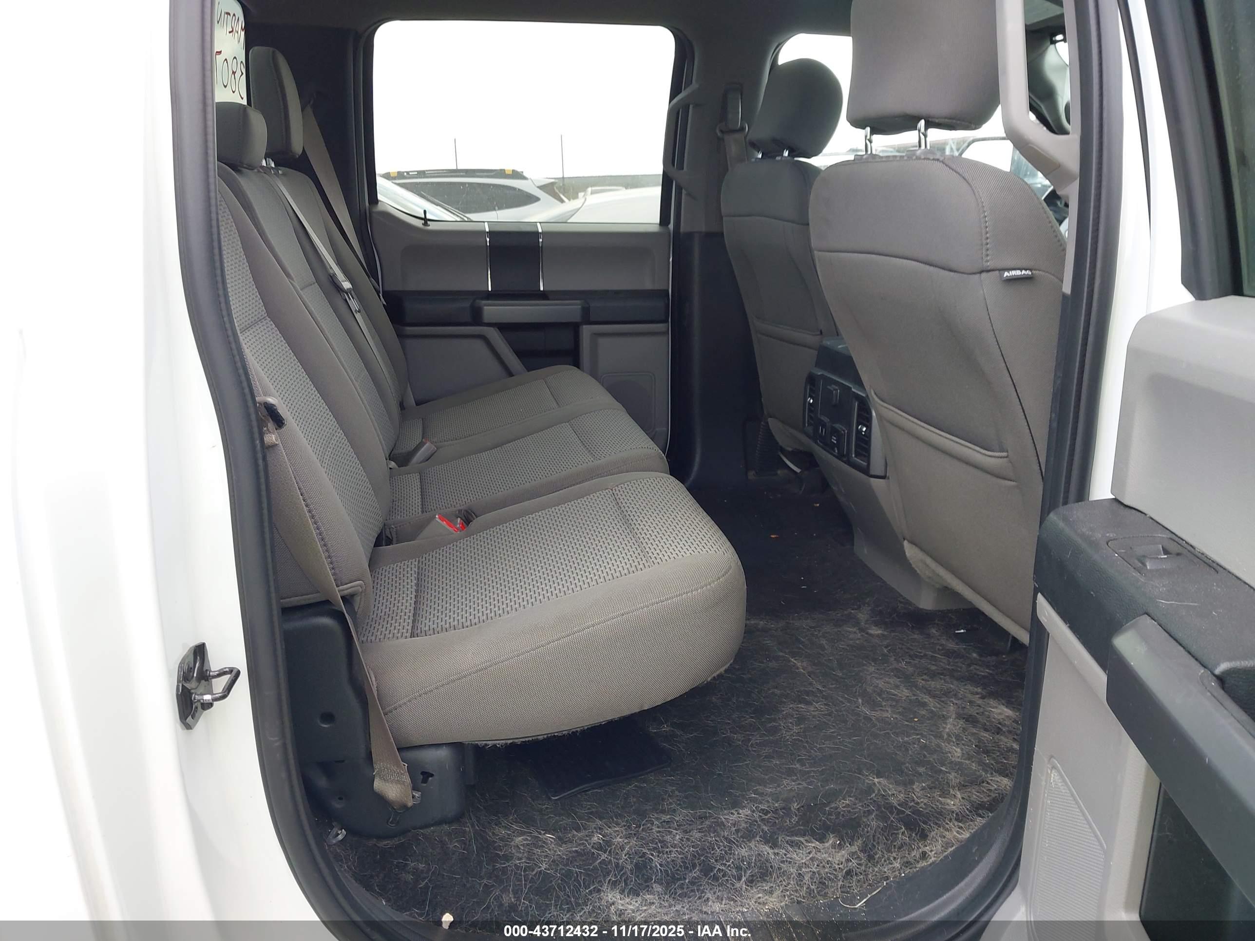 FORD F-150 image 8