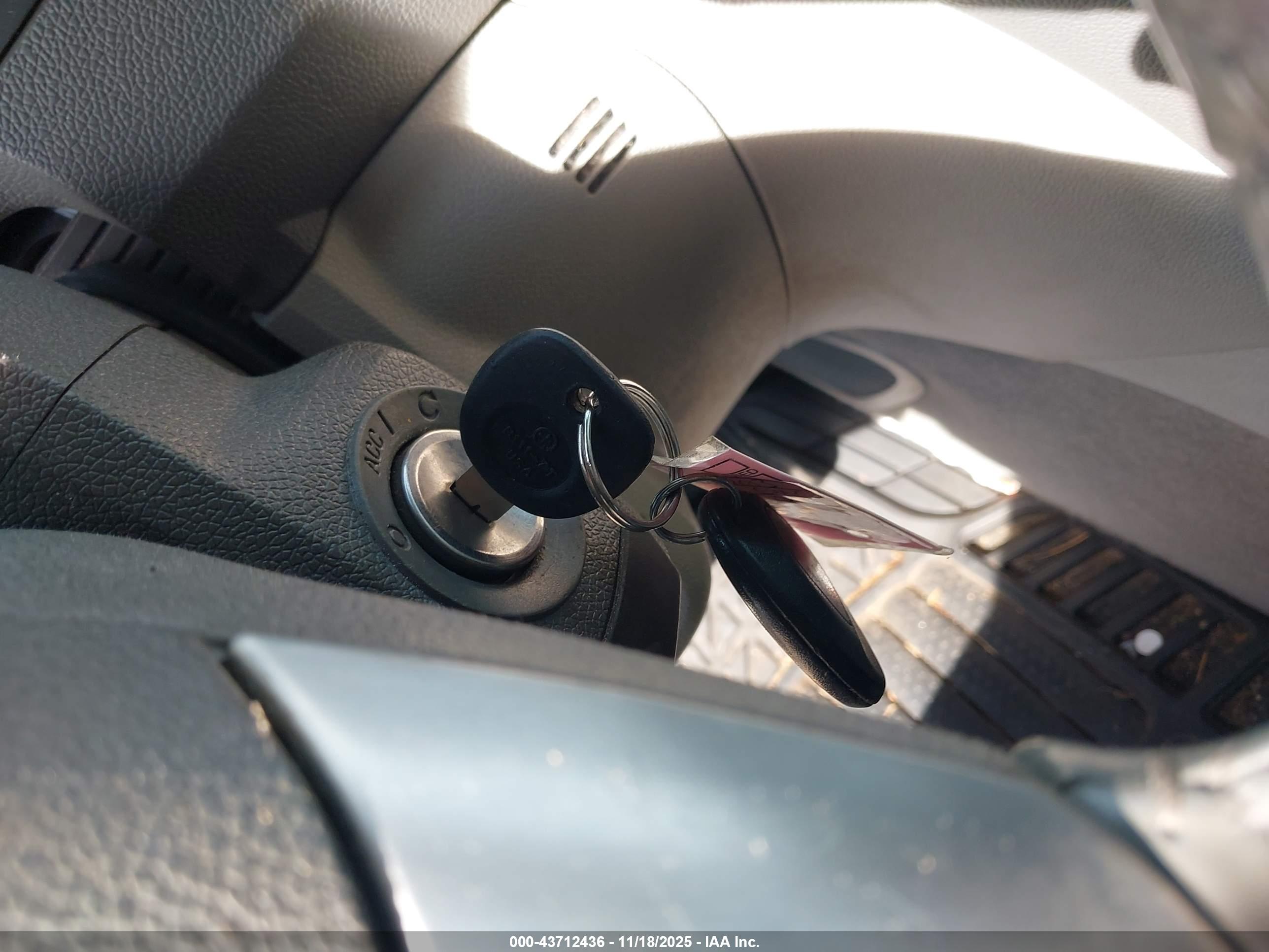 GMC ACADIA image 11