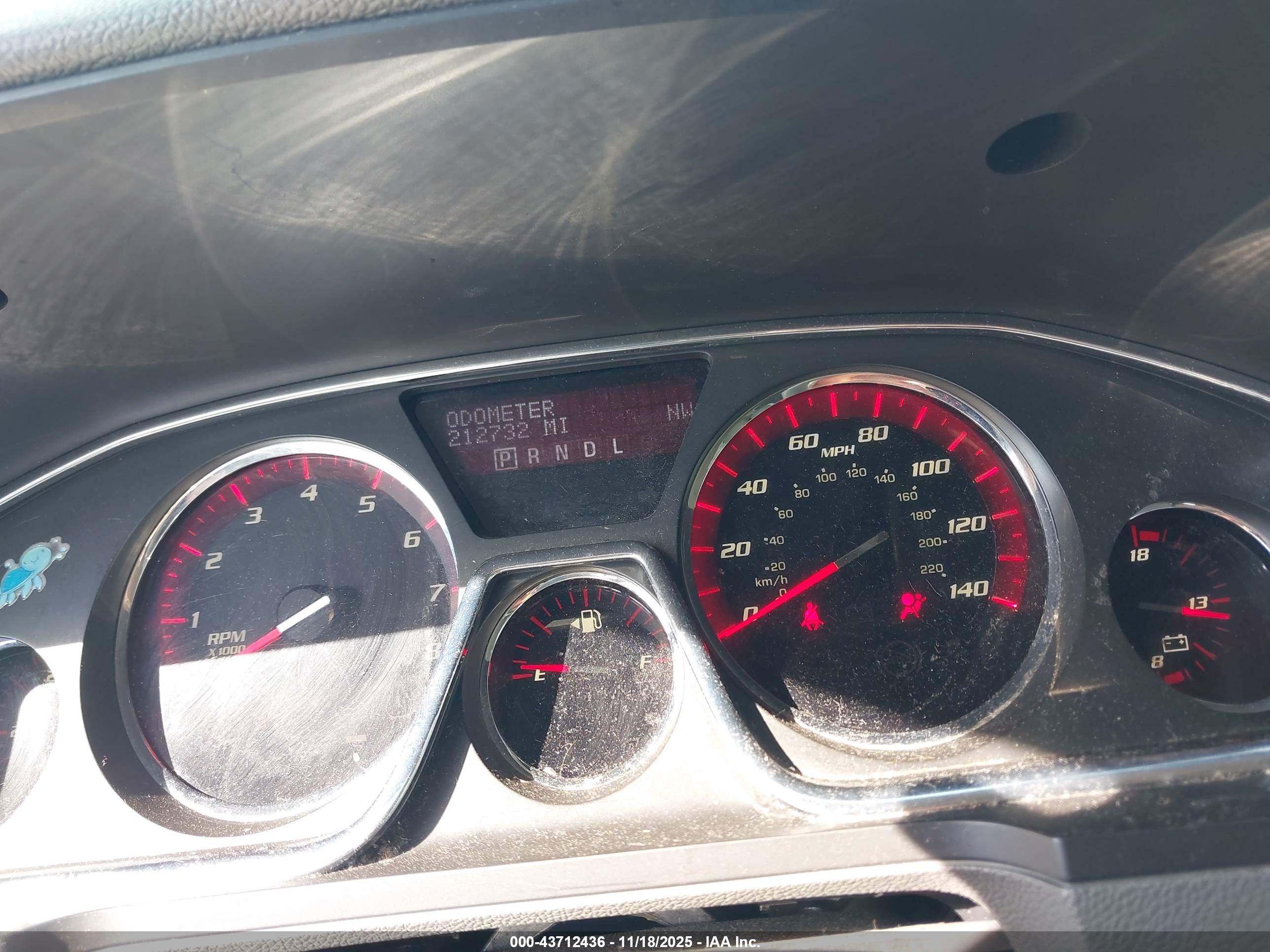 GMC ACADIA image 7