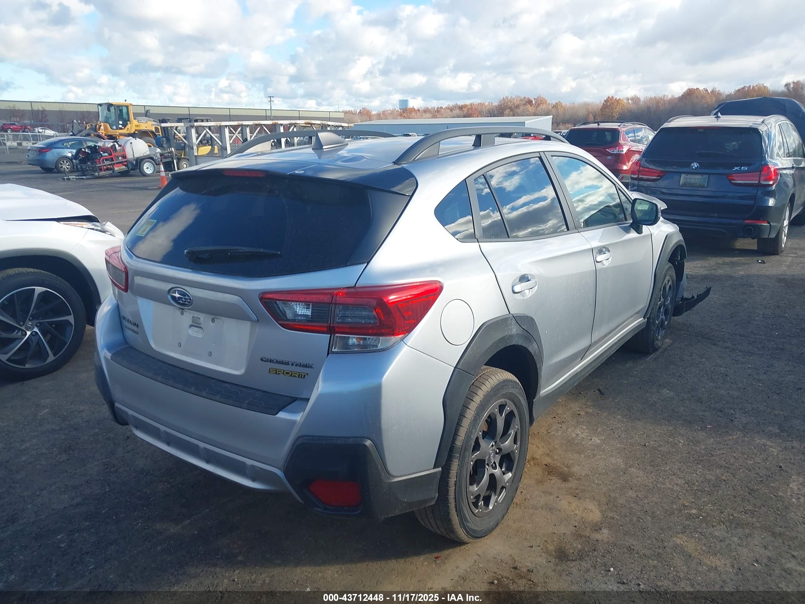 SUBARU CROSSTREK image 4