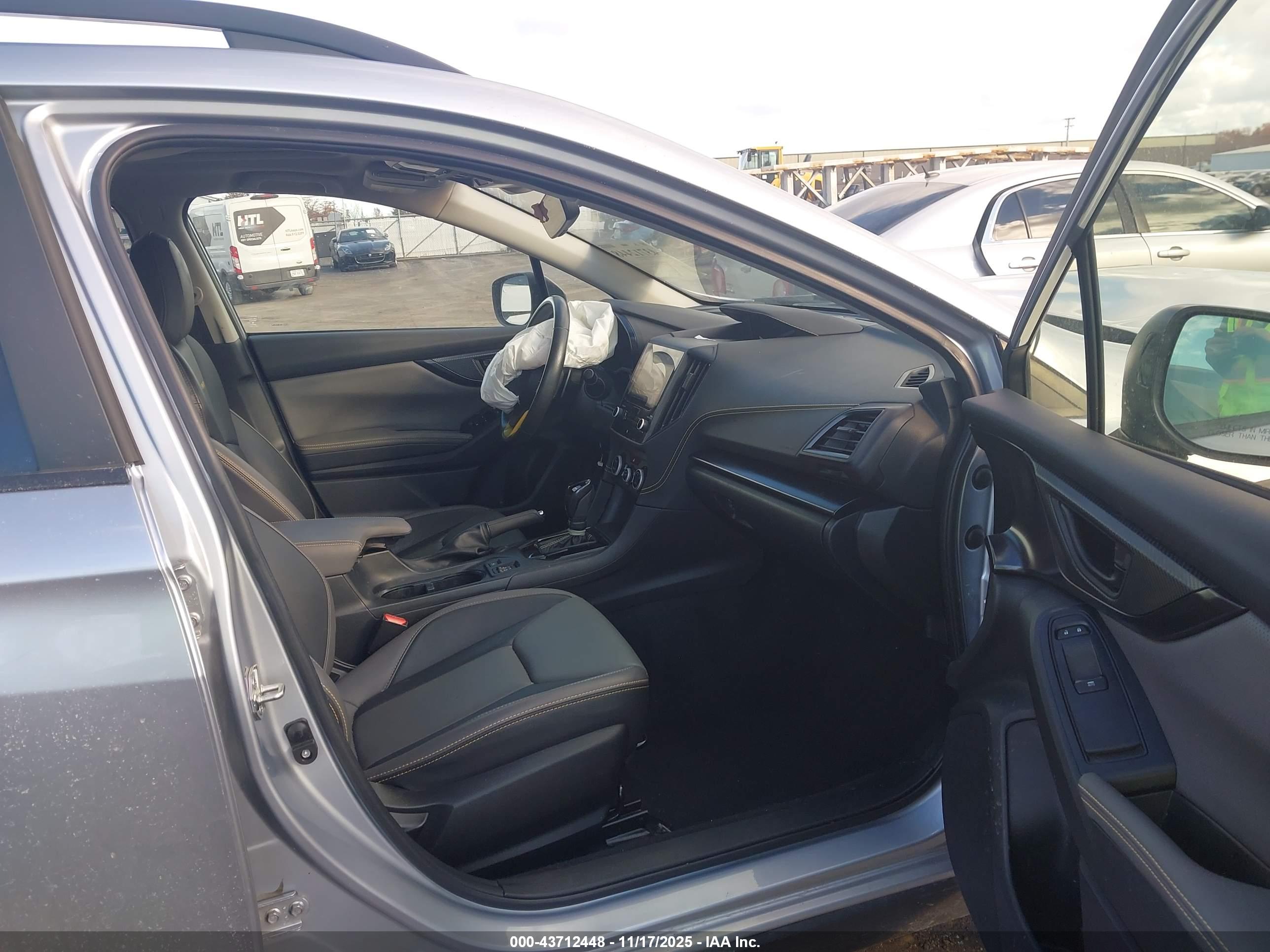 SUBARU CROSSTREK image 5