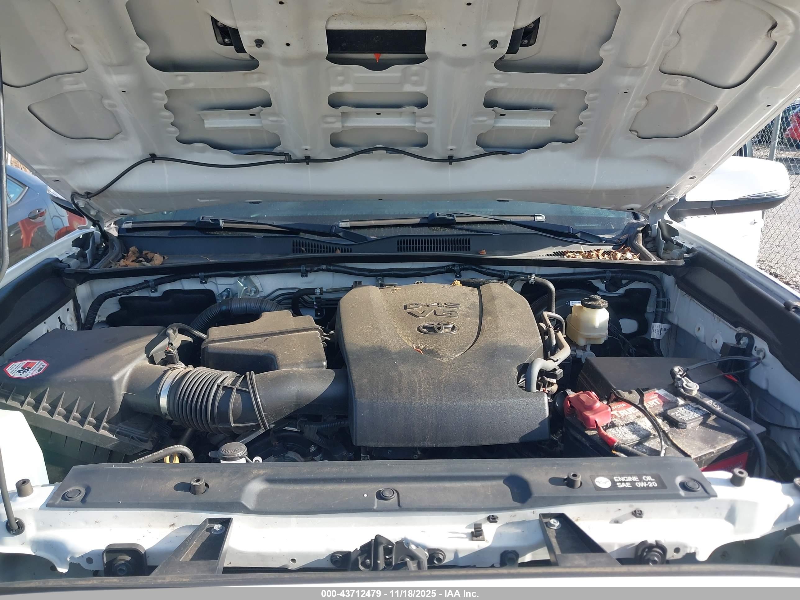 TOYOTA TACOMA image 10