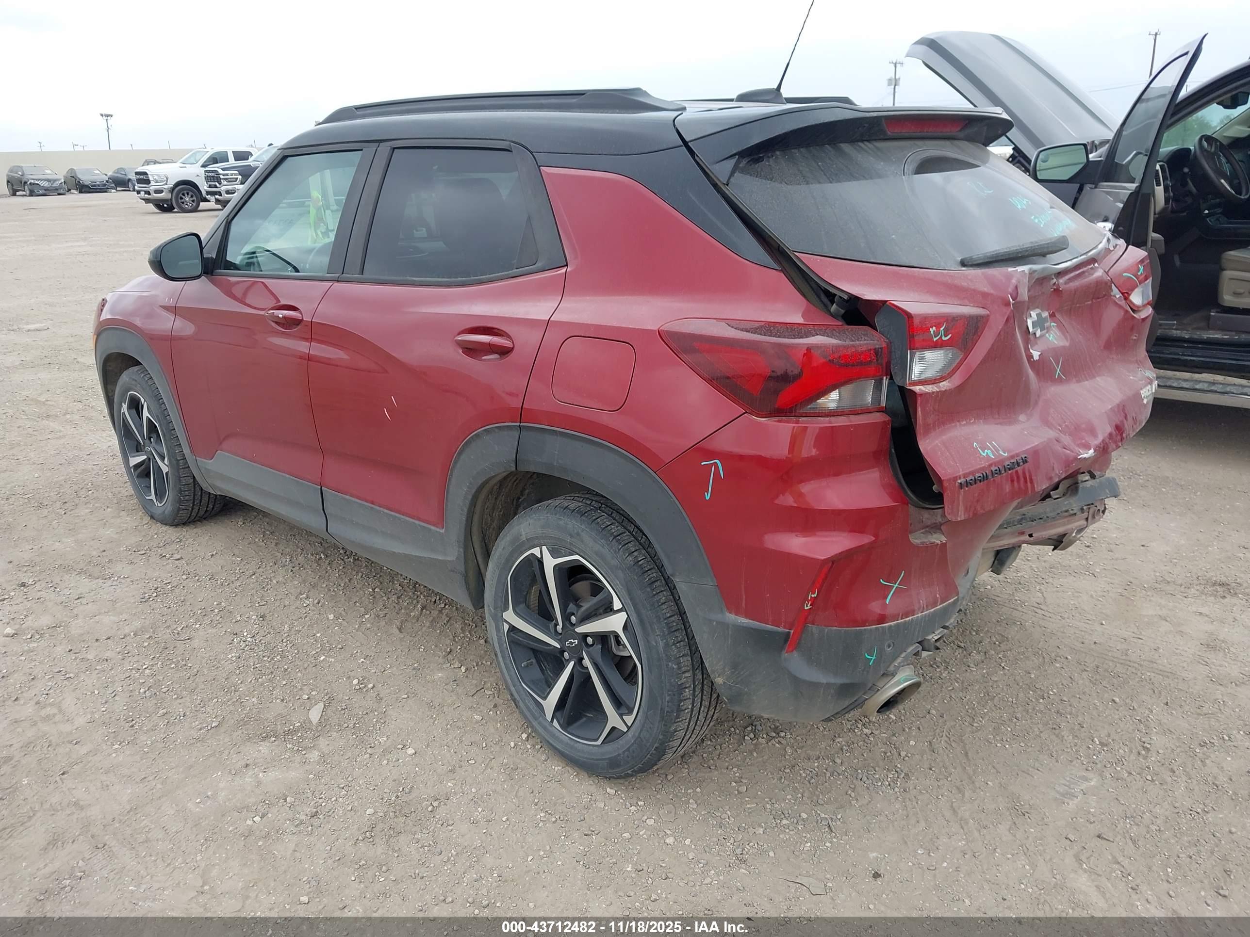 CHEVROLET TRAILBLAZER image 3