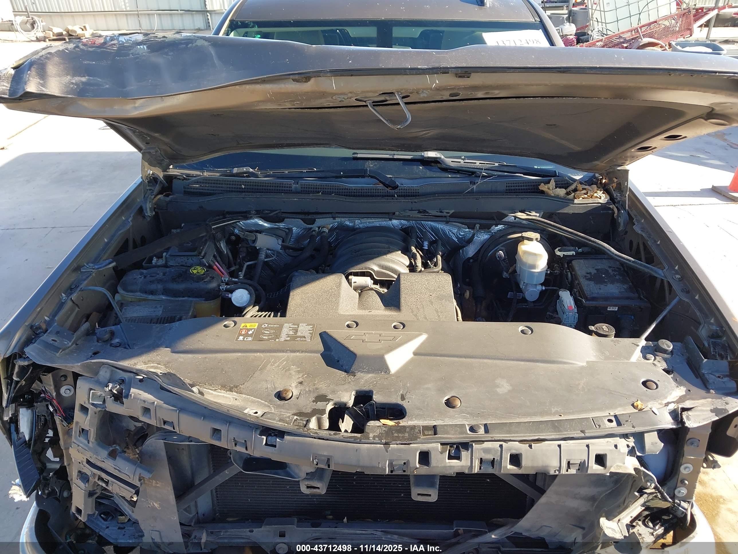 CHEVROLET SILVERADO image 10