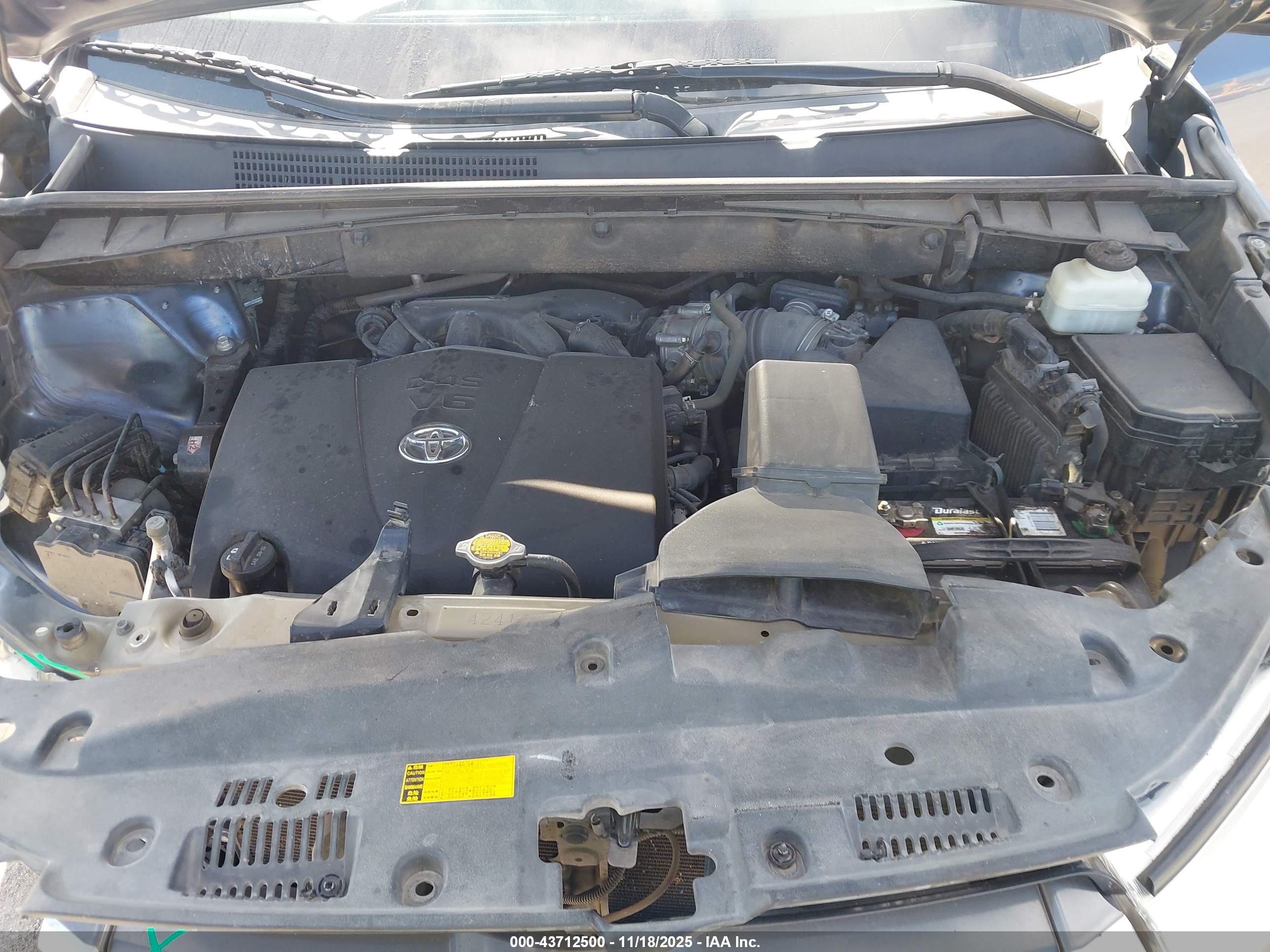 TOYOTA HIGHLANDER image 10