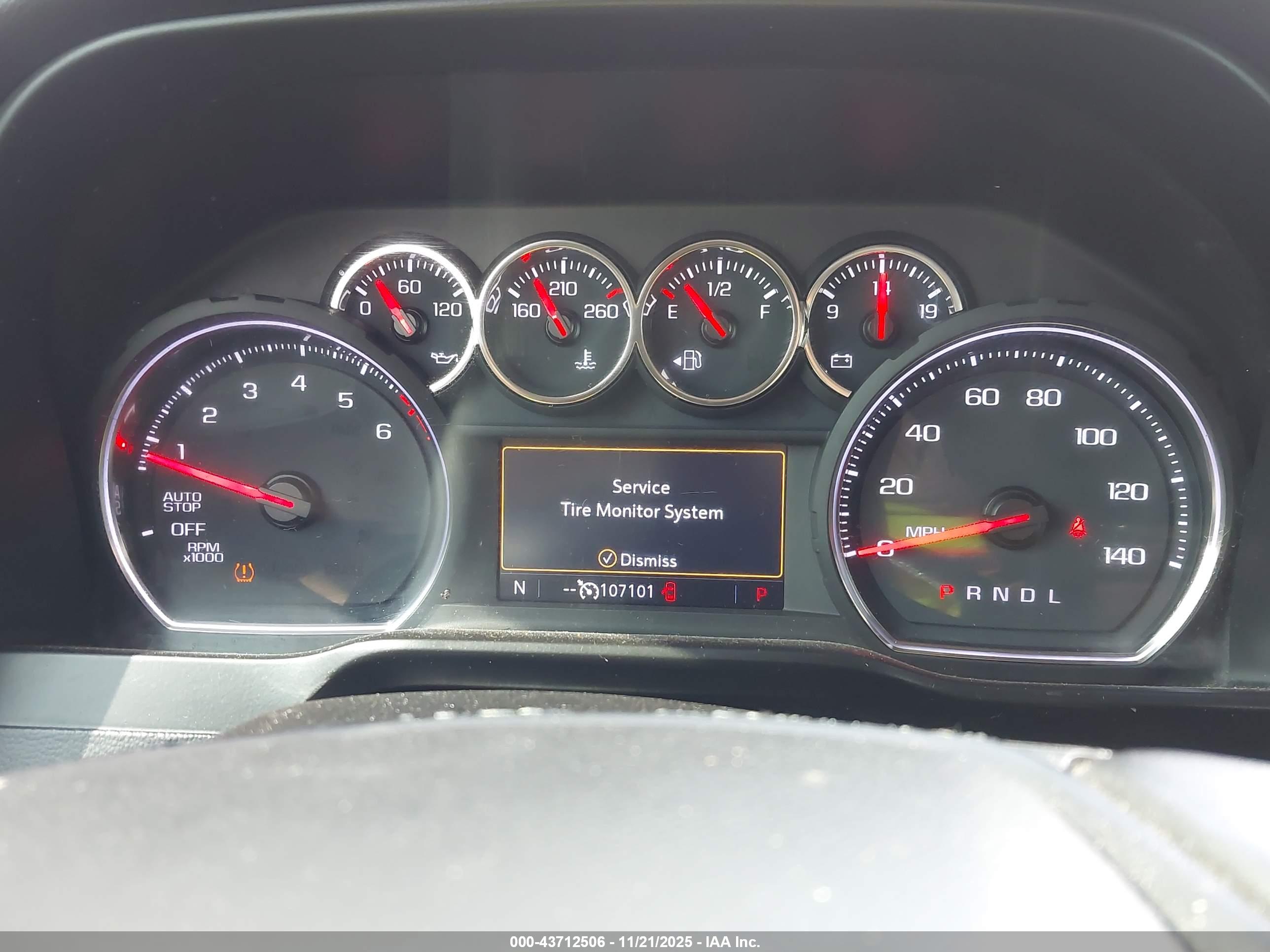 CHEVROLET SILVERADO image 7