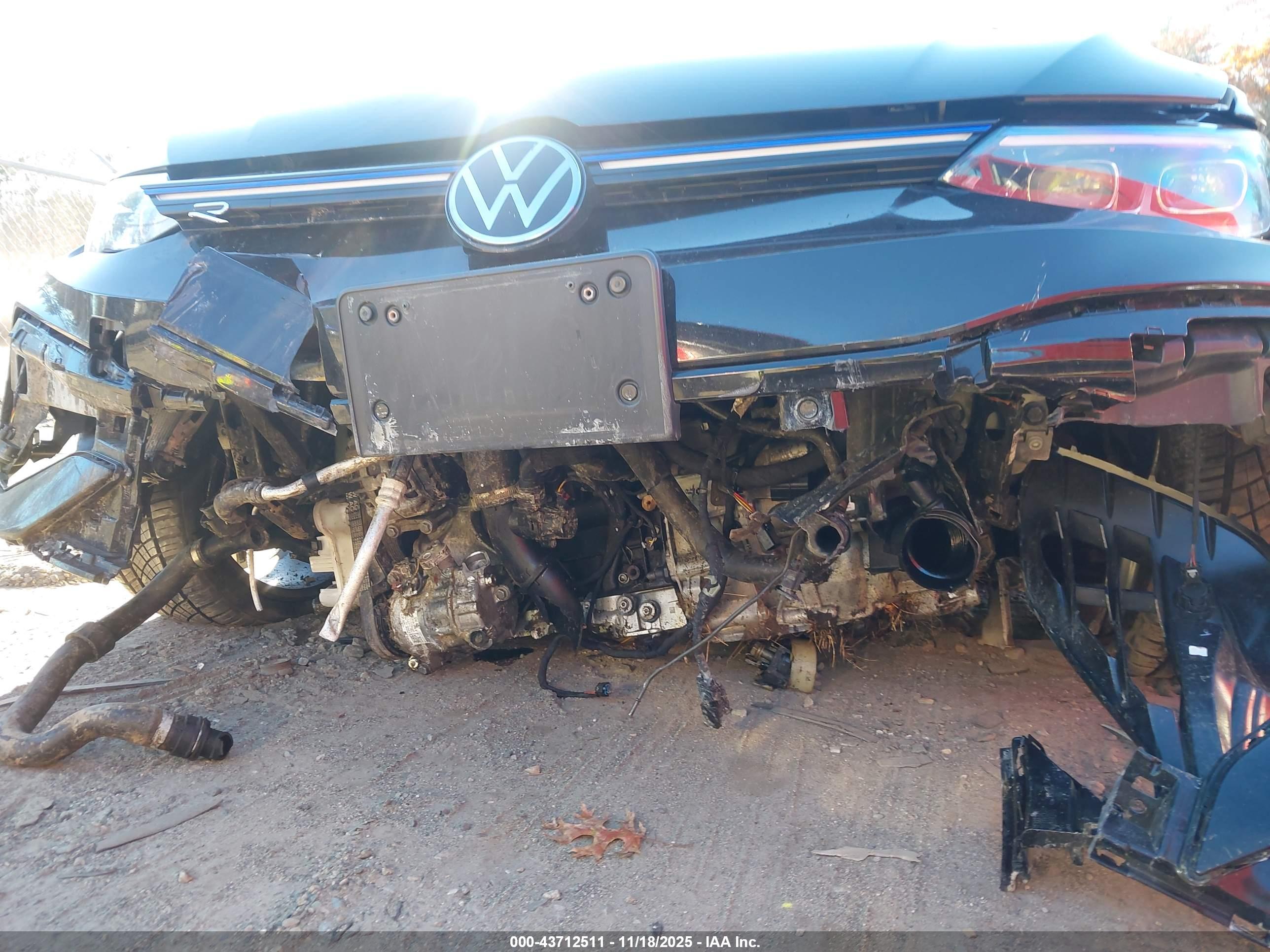 VOLKSWAGEN GOLF image 6