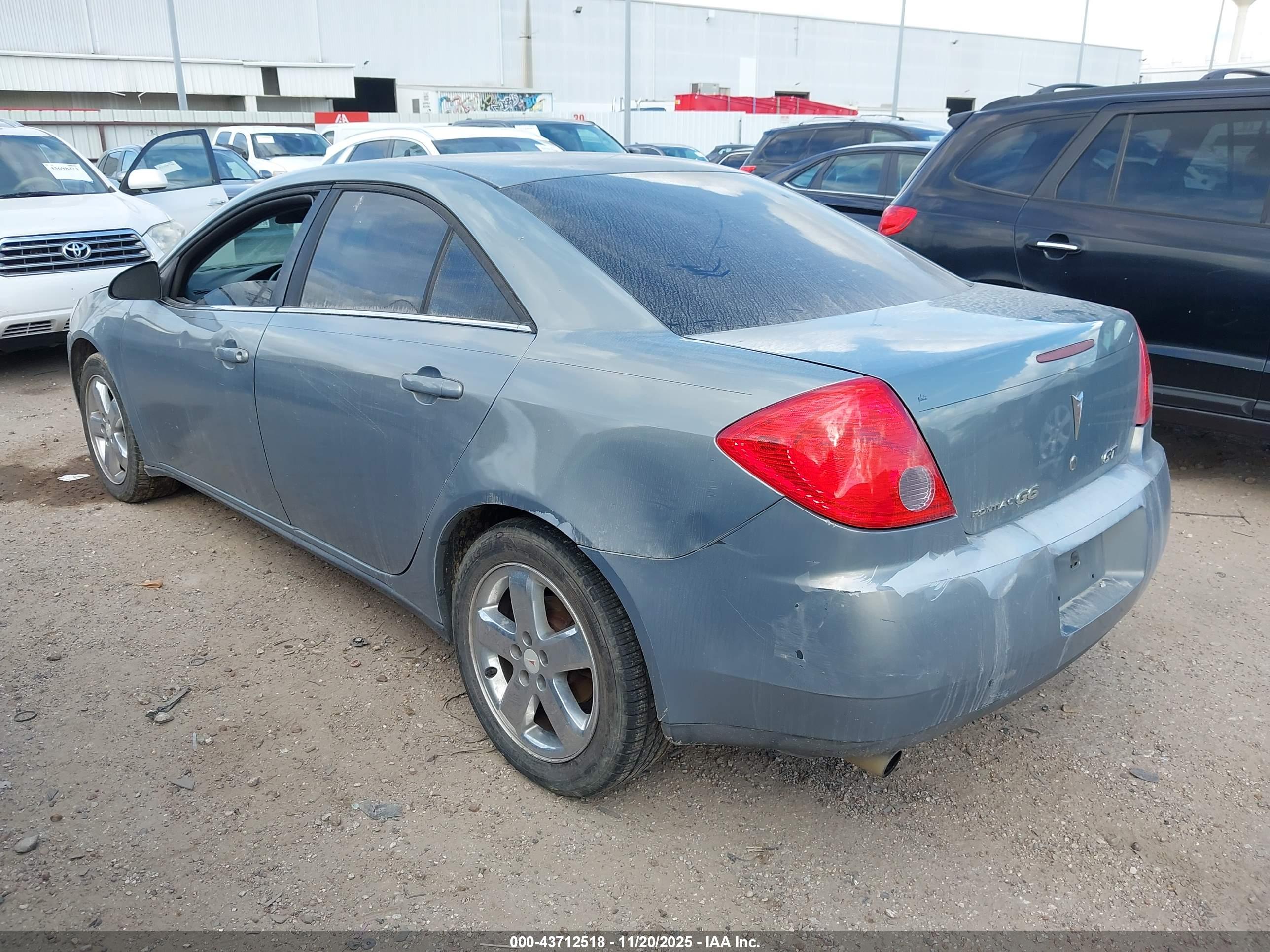 PONTIAC G6 image 3