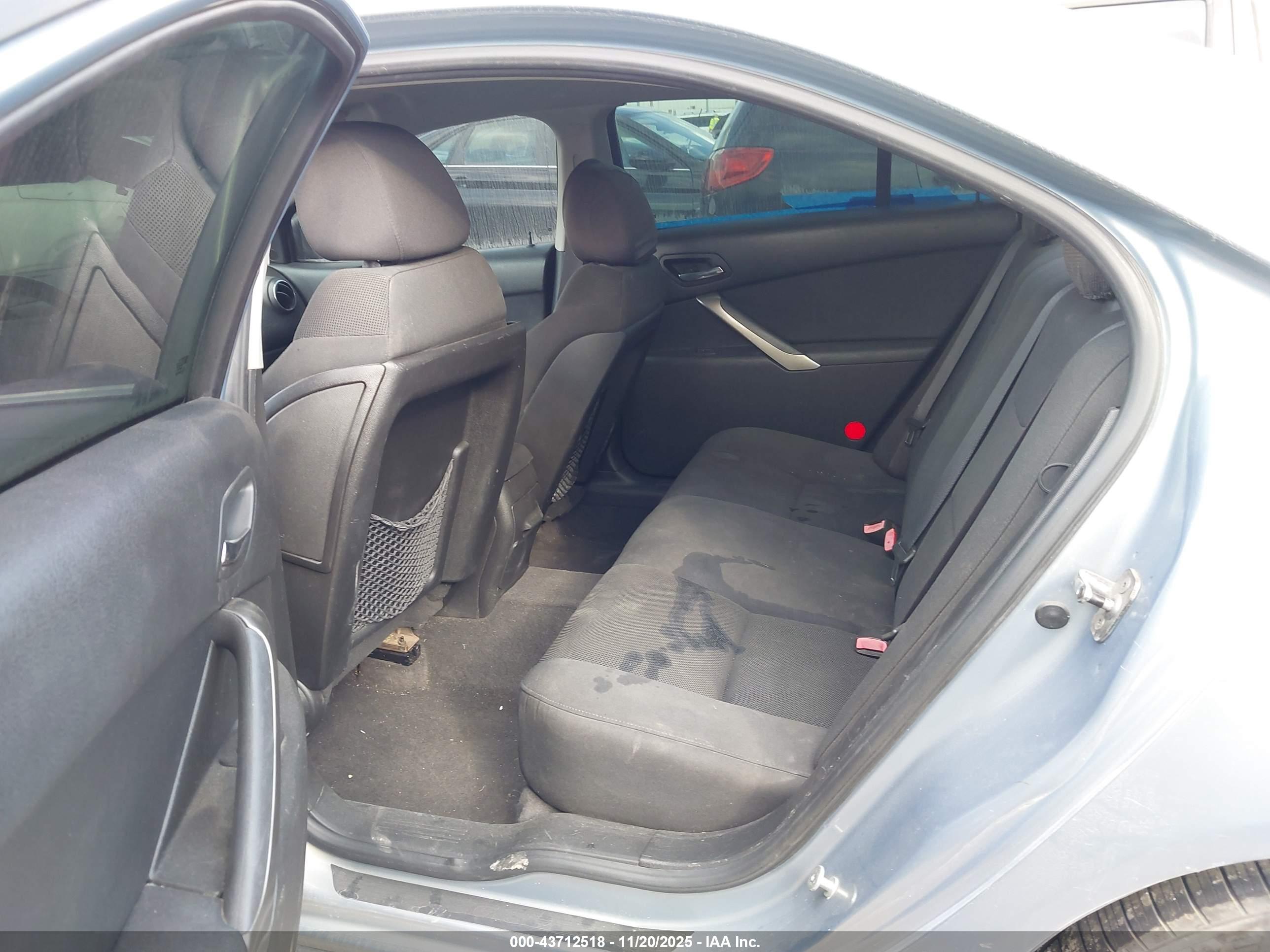 PONTIAC G6 image 8