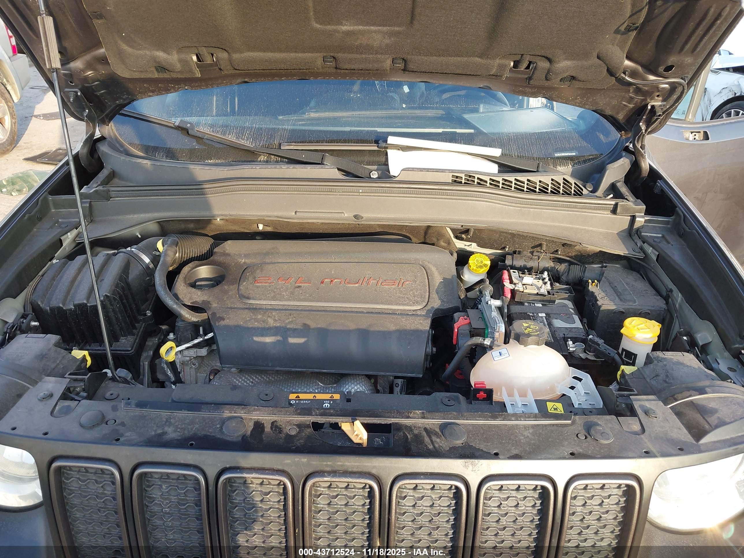 JEEP RENEGADE image 10
