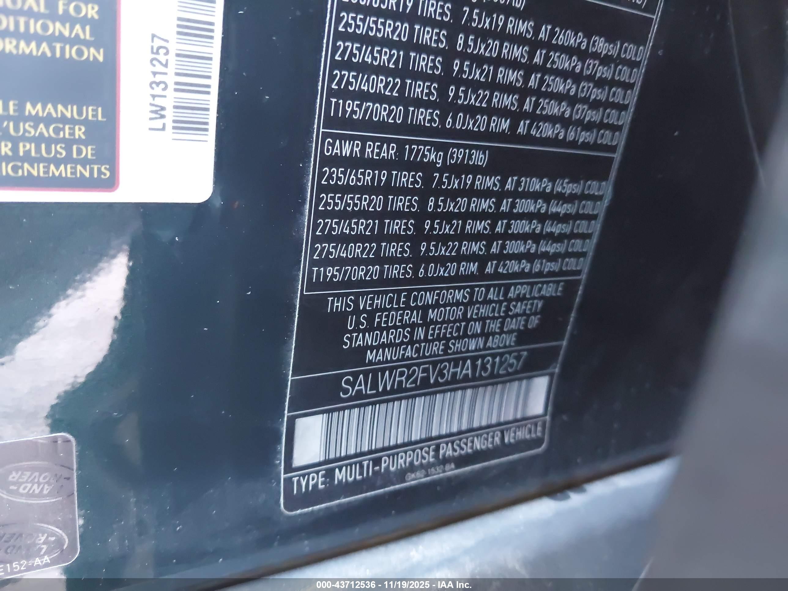 LAND ROVER image 9