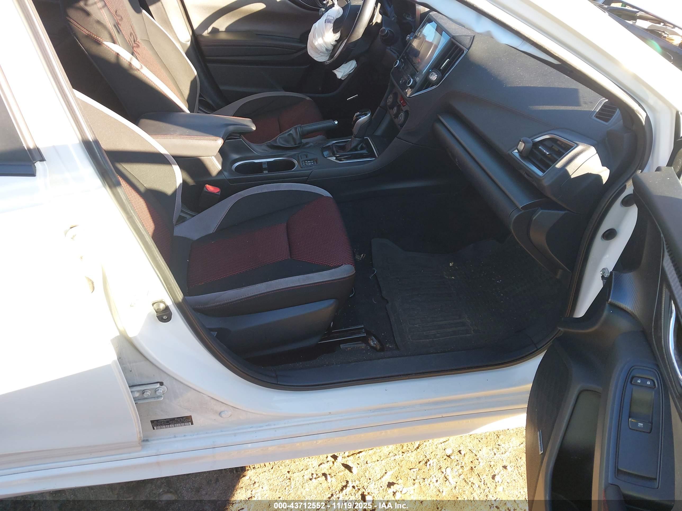 SUBARU IMPREZA image 5