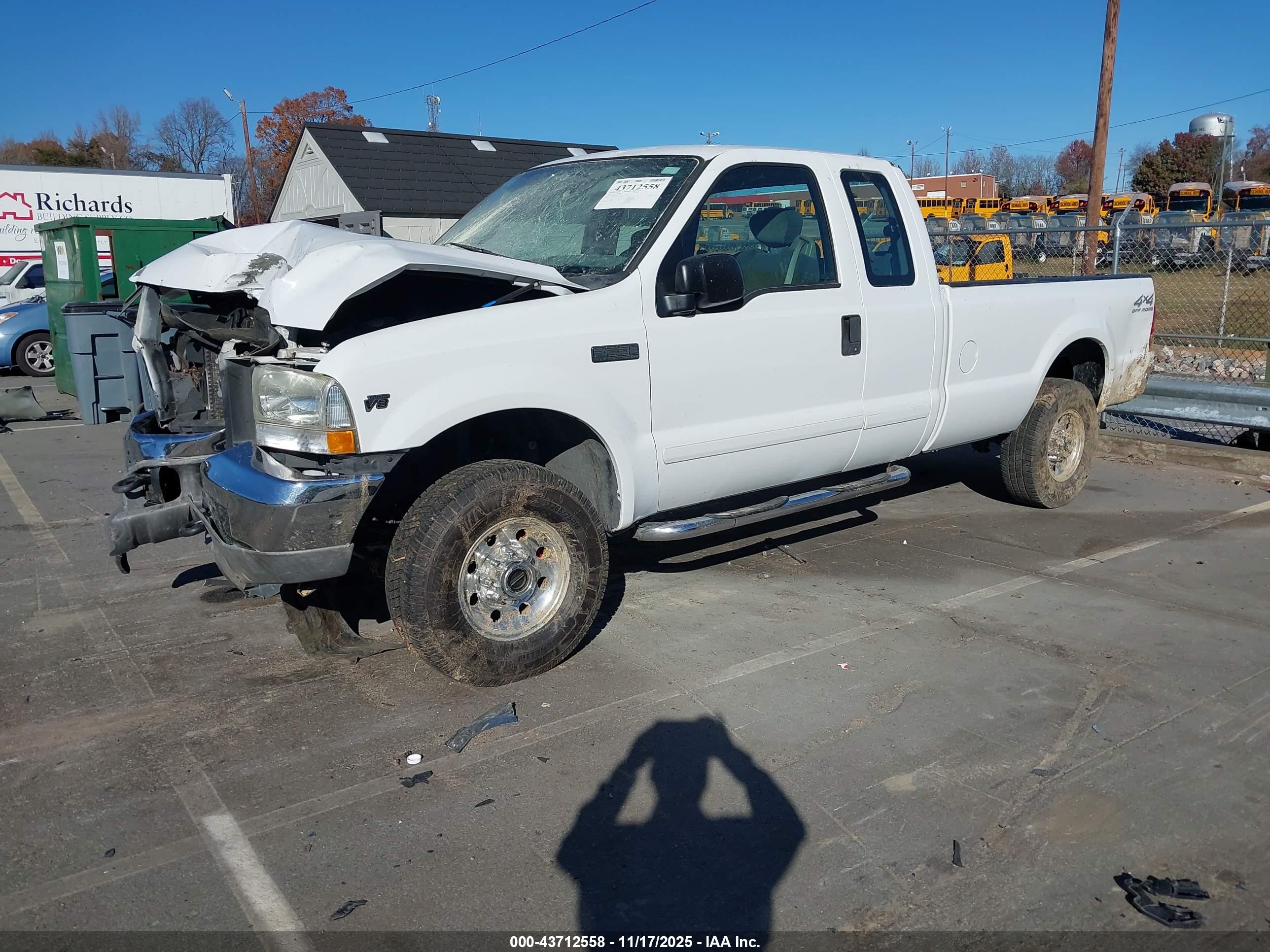 FORD F-250 image 2