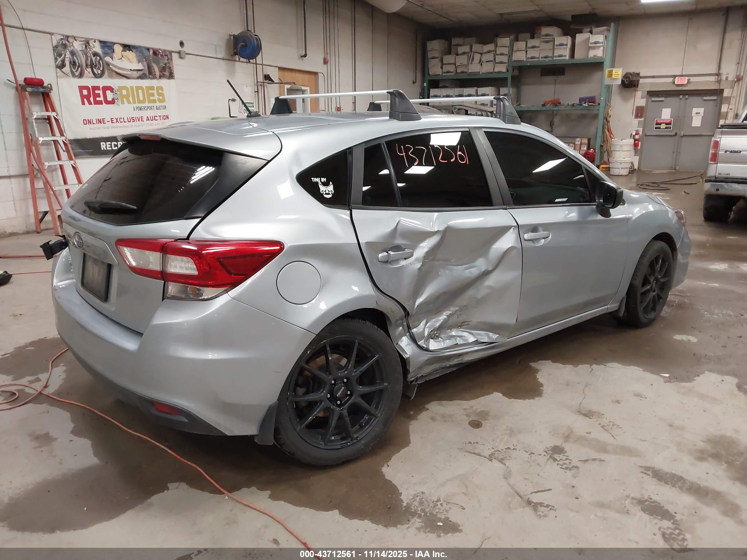 SUBARU IMPREZA image 4