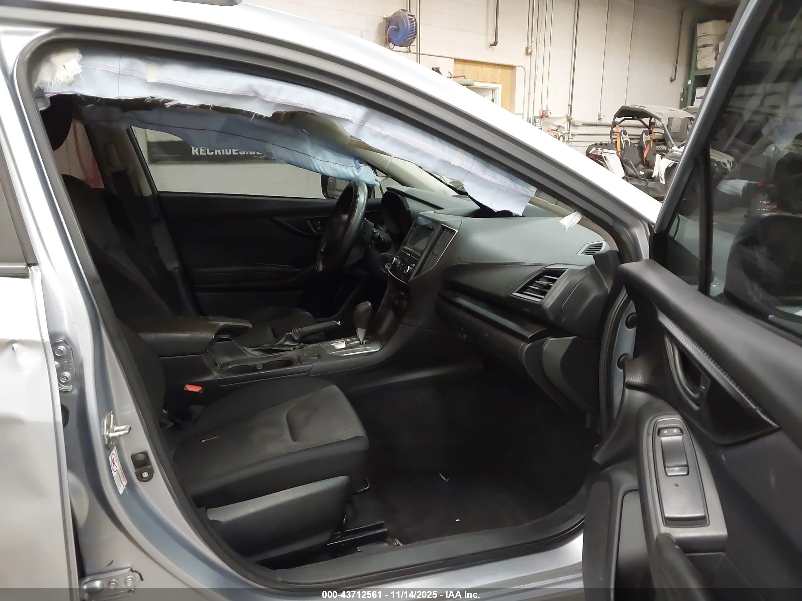 SUBARU IMPREZA image 5