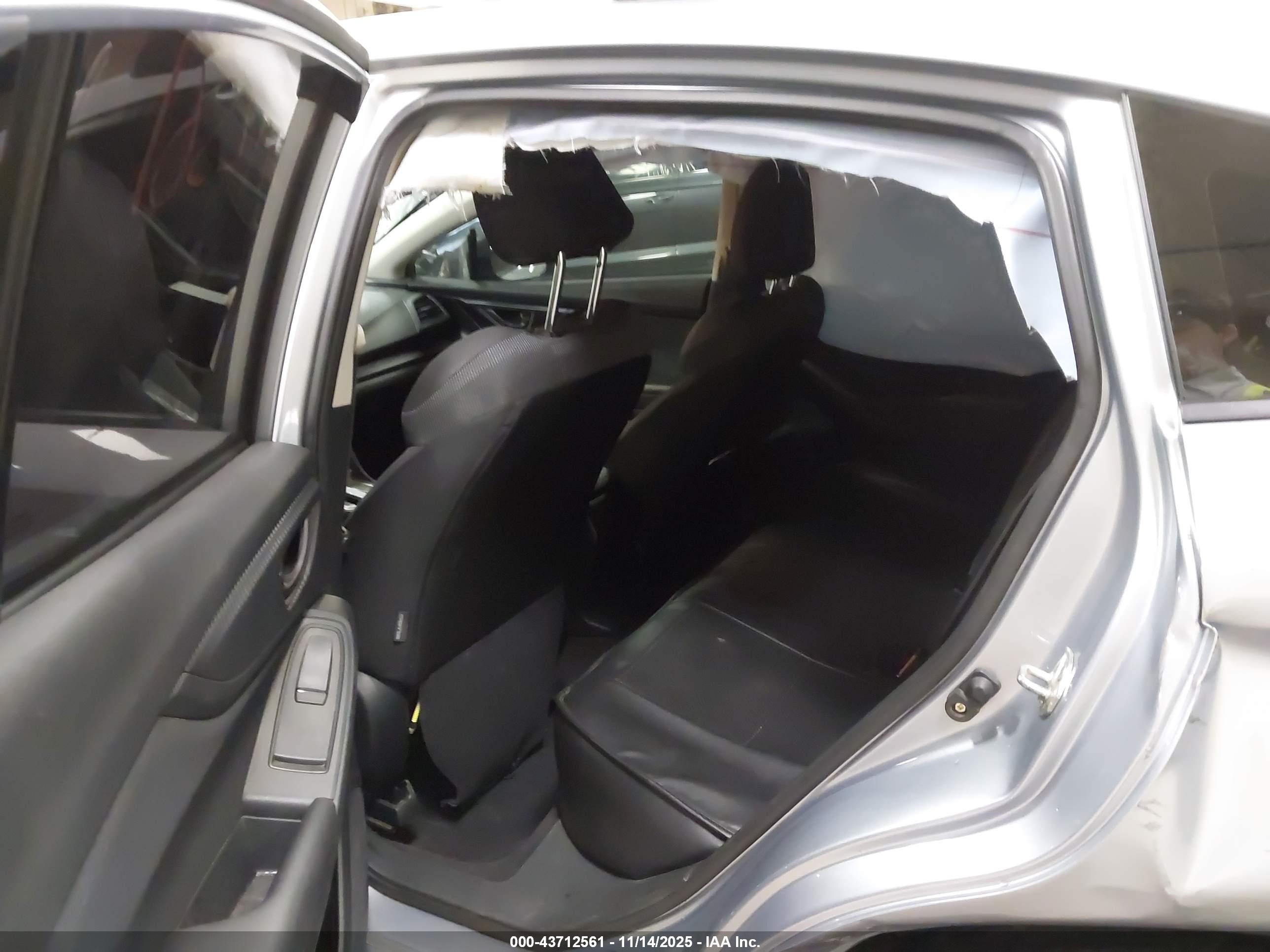 SUBARU IMPREZA image 8