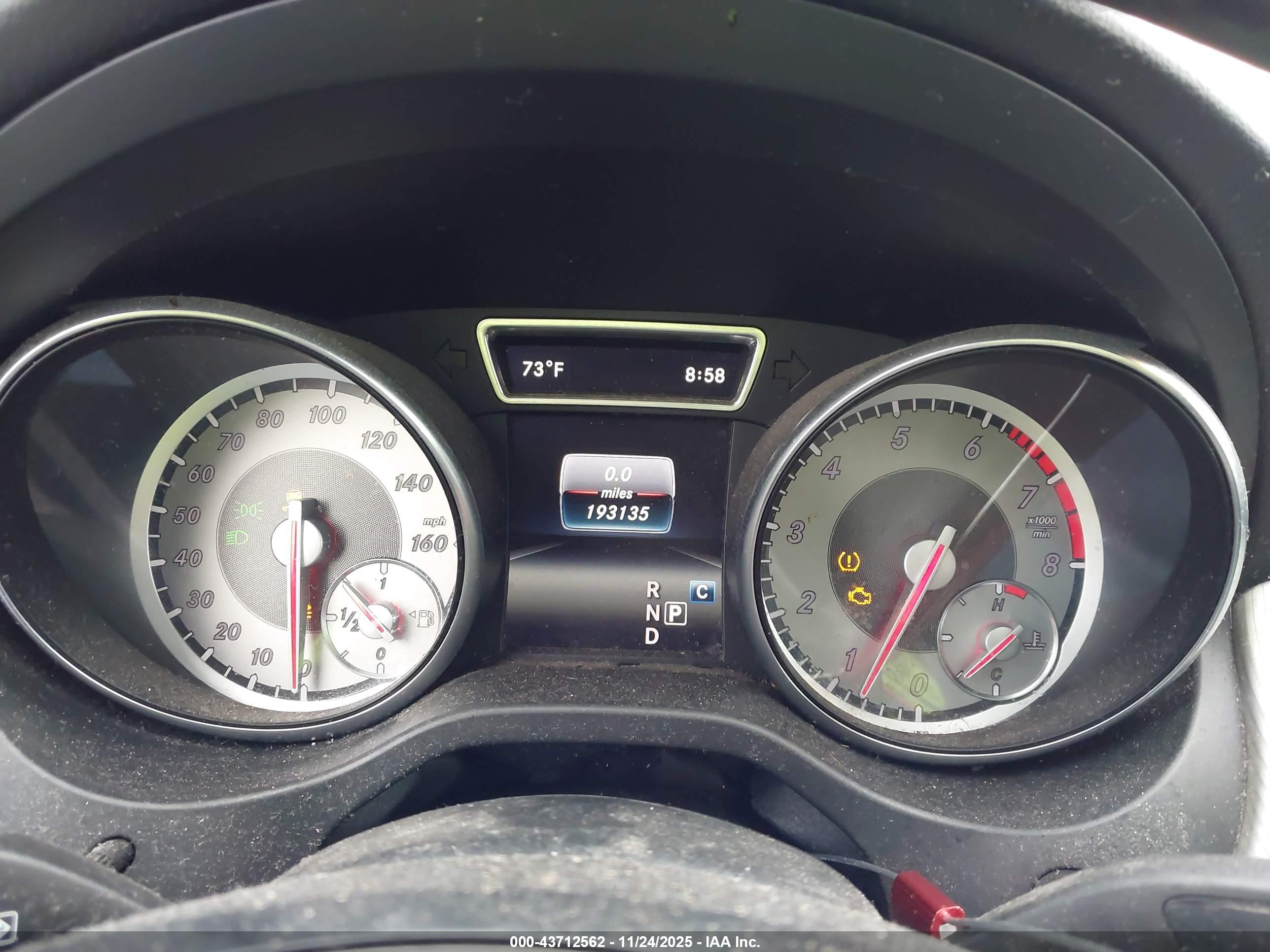 MERCEDES-BENZ GLA image 7