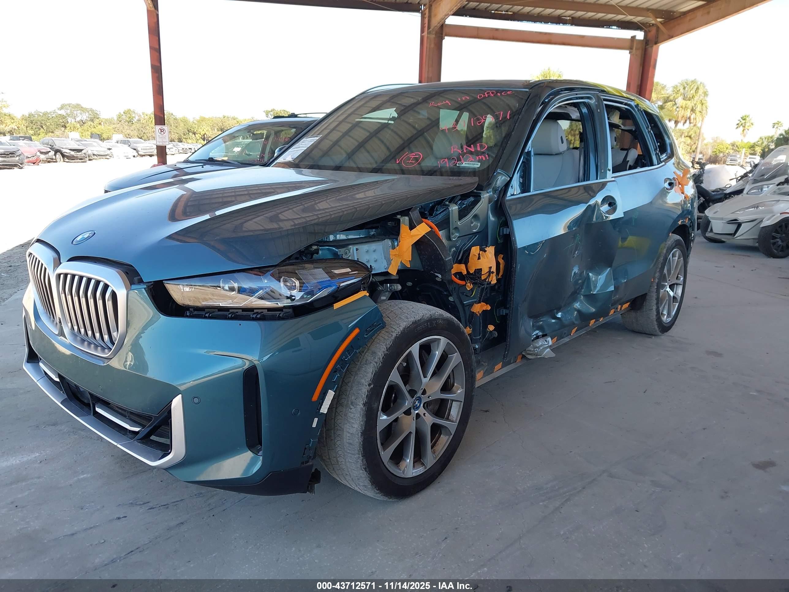 BMW X5 image 2