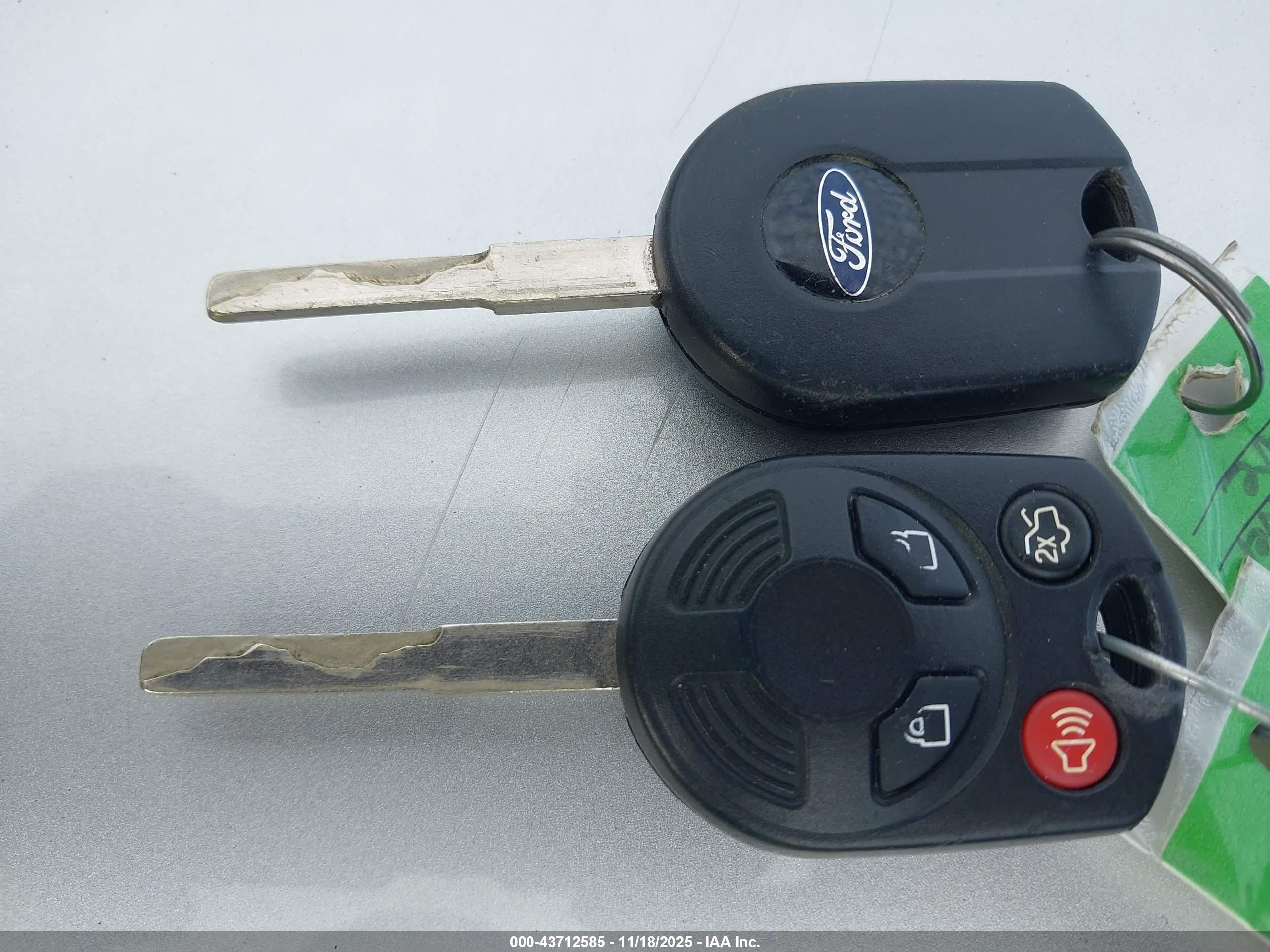 FORD FOCUS image 11