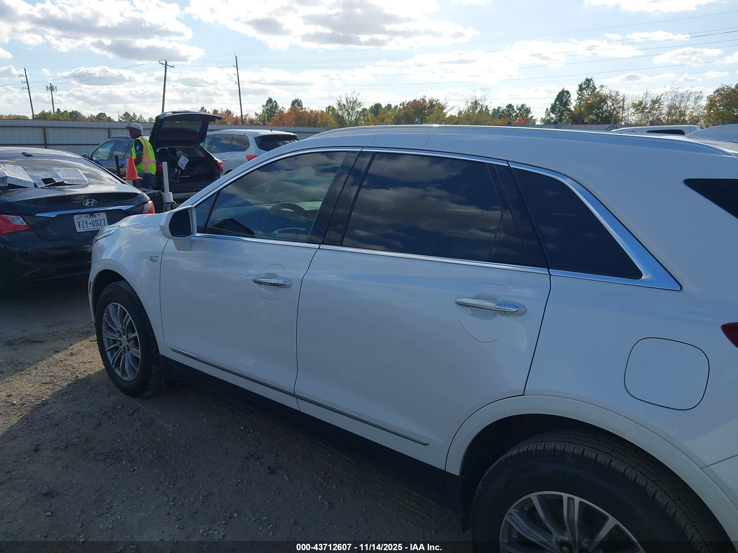 CADILLAC XT5 image 3