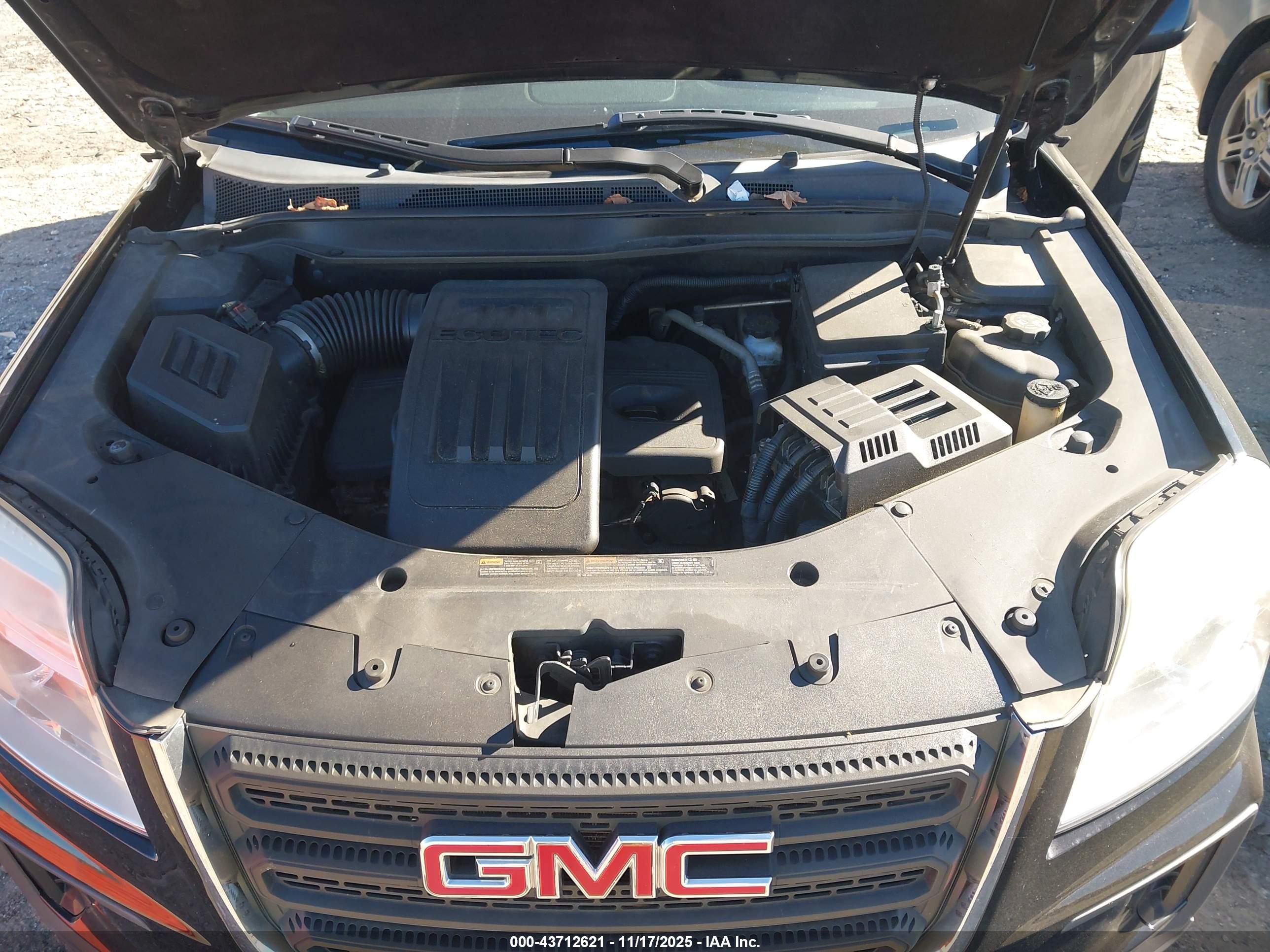 GMC TERRAIN image 10