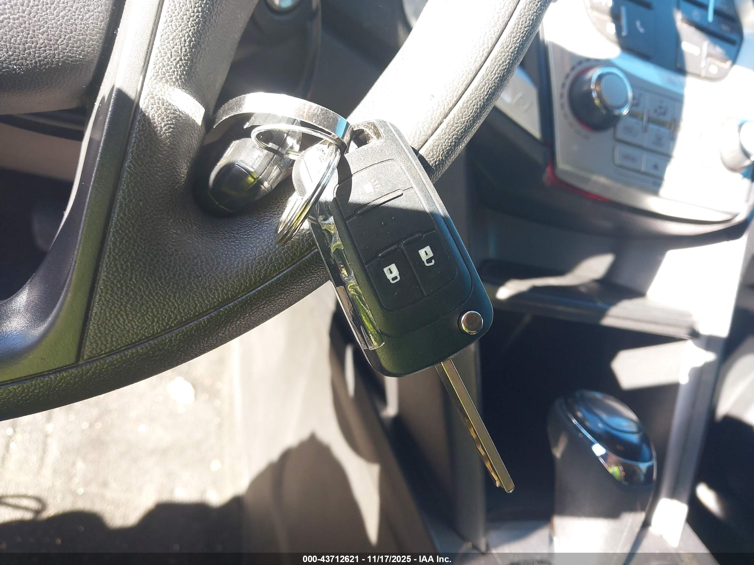 GMC TERRAIN image 11