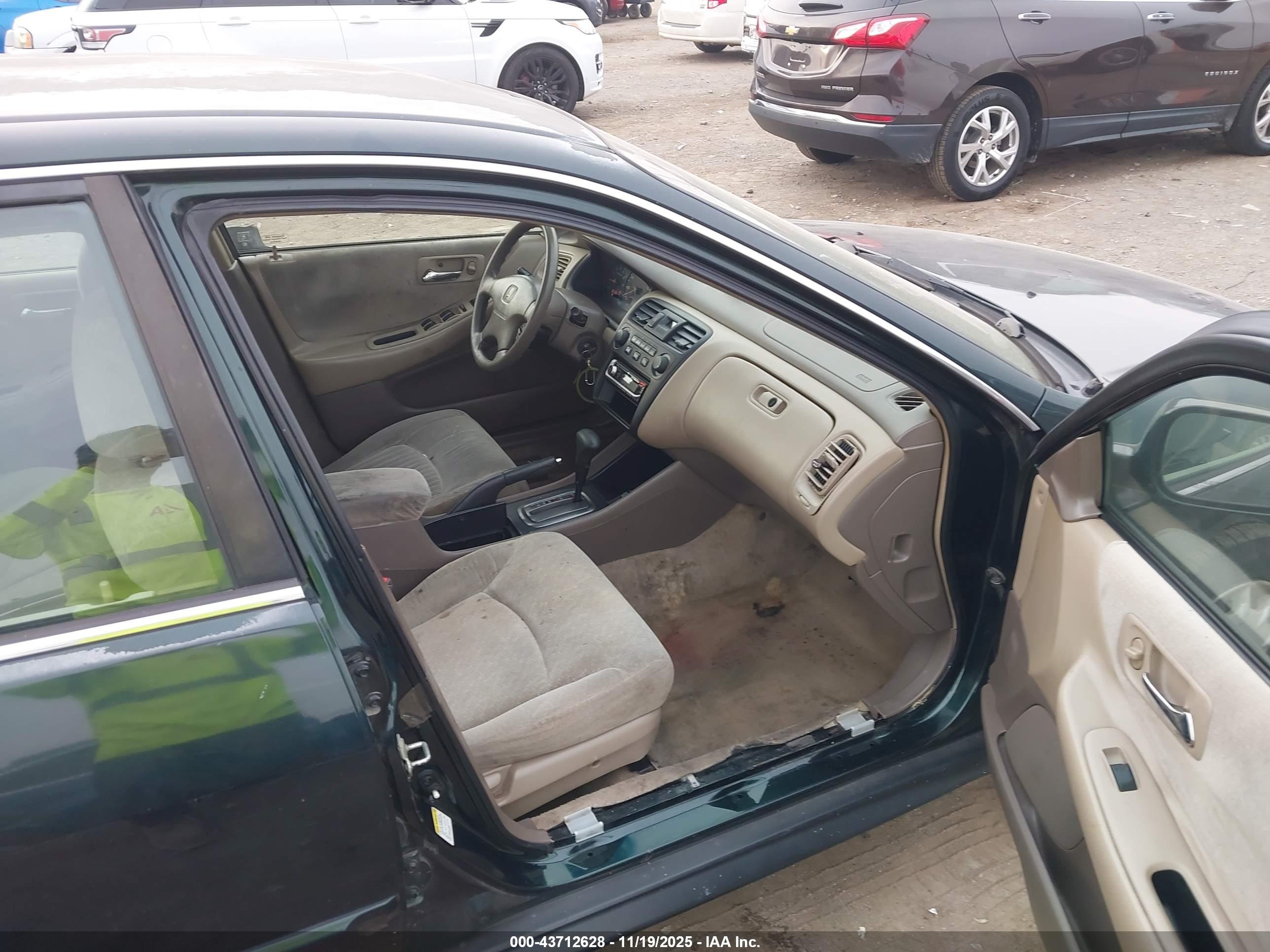 HONDA ACCORD image 5