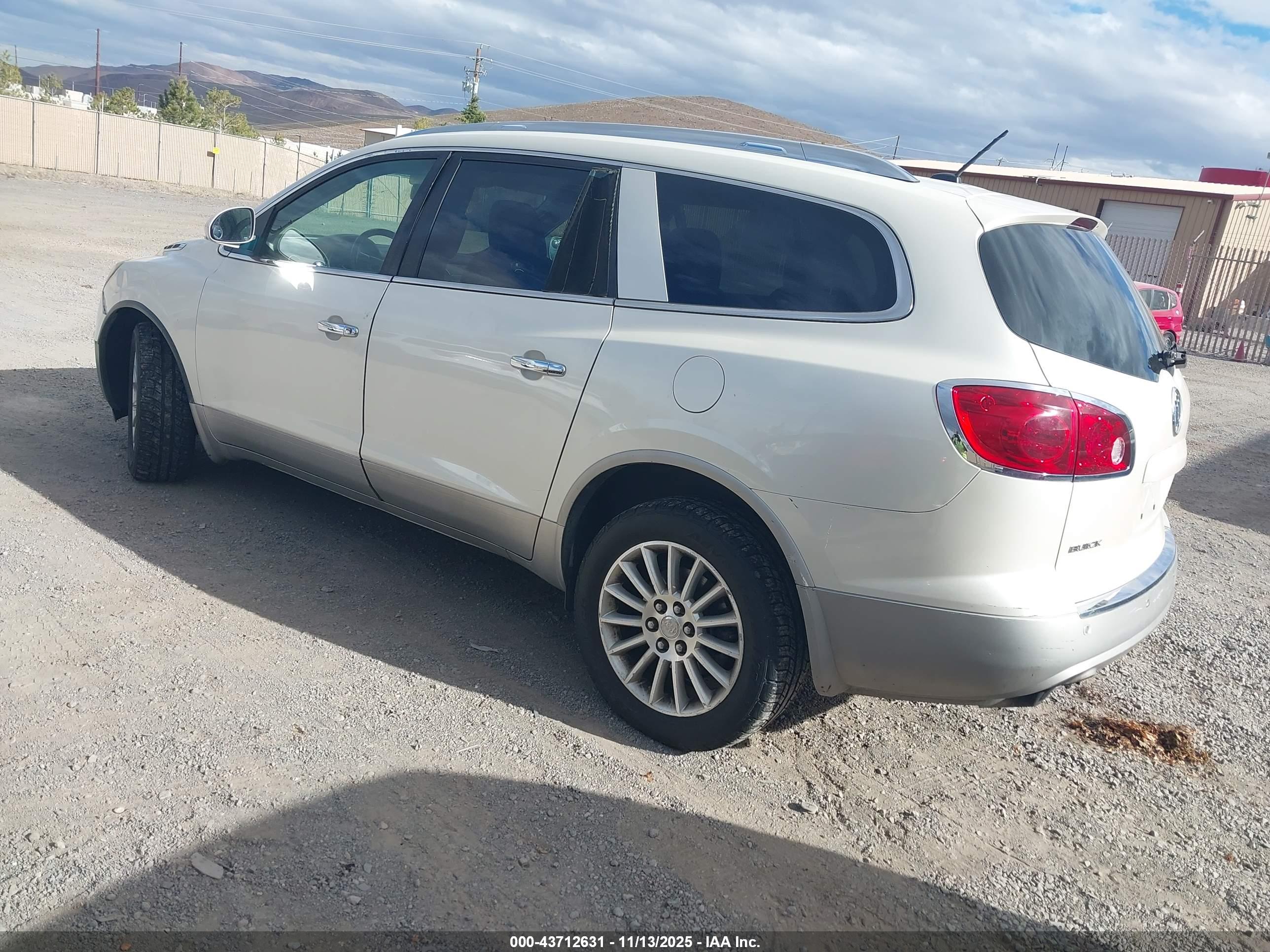 BUICK ENCLAVE image 3
