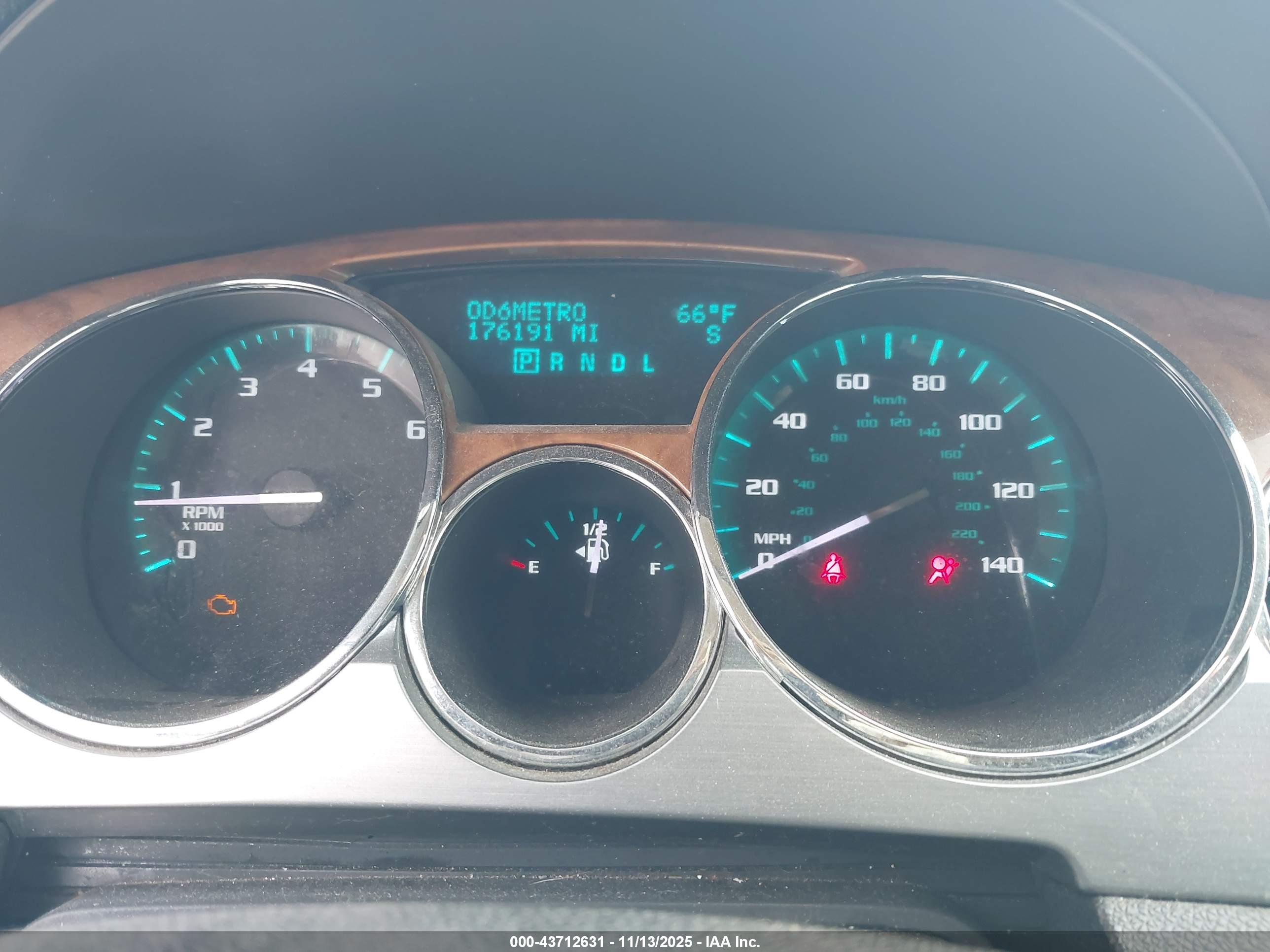BUICK ENCLAVE image 7