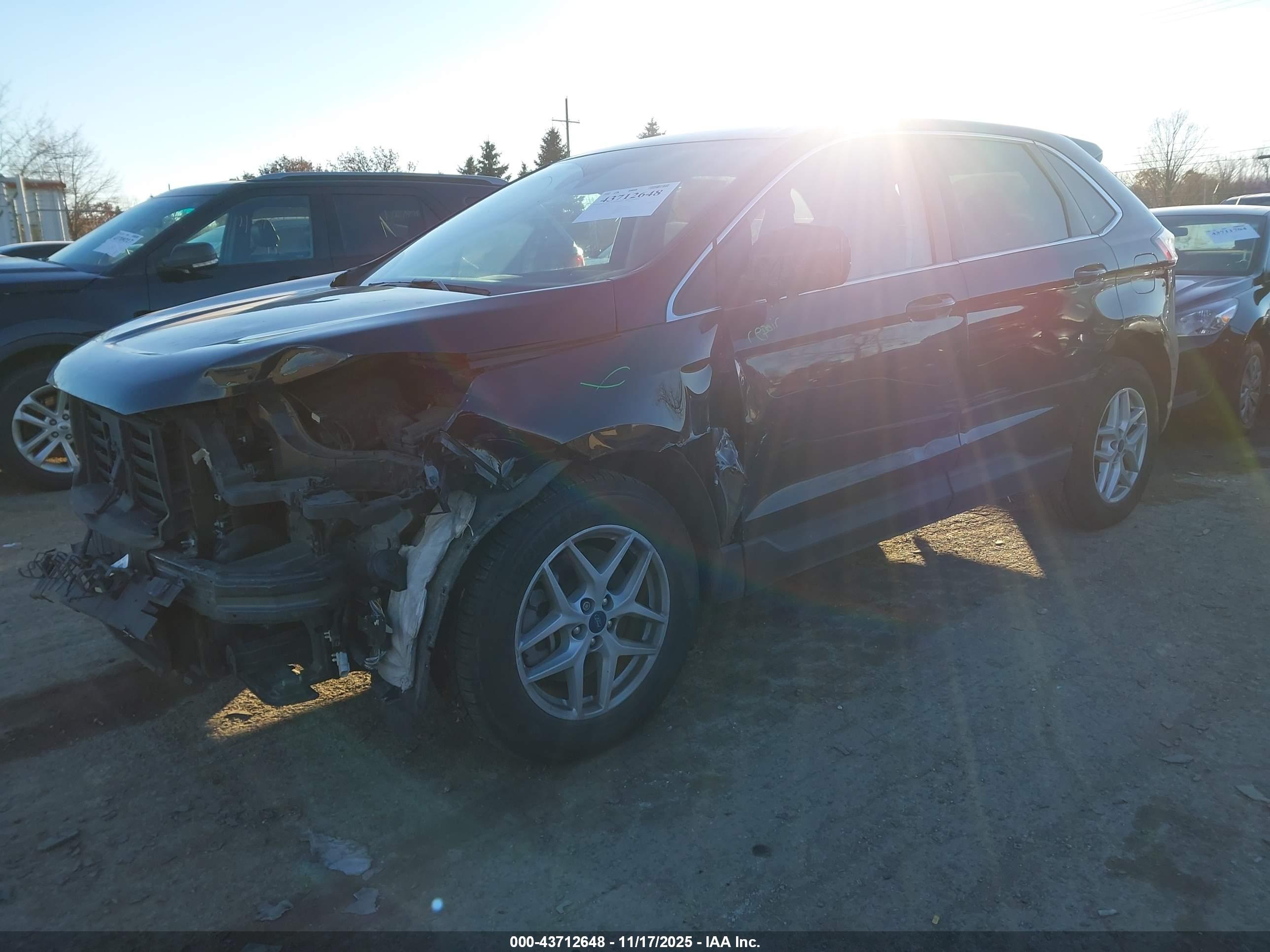 FORD EDGE image 2
