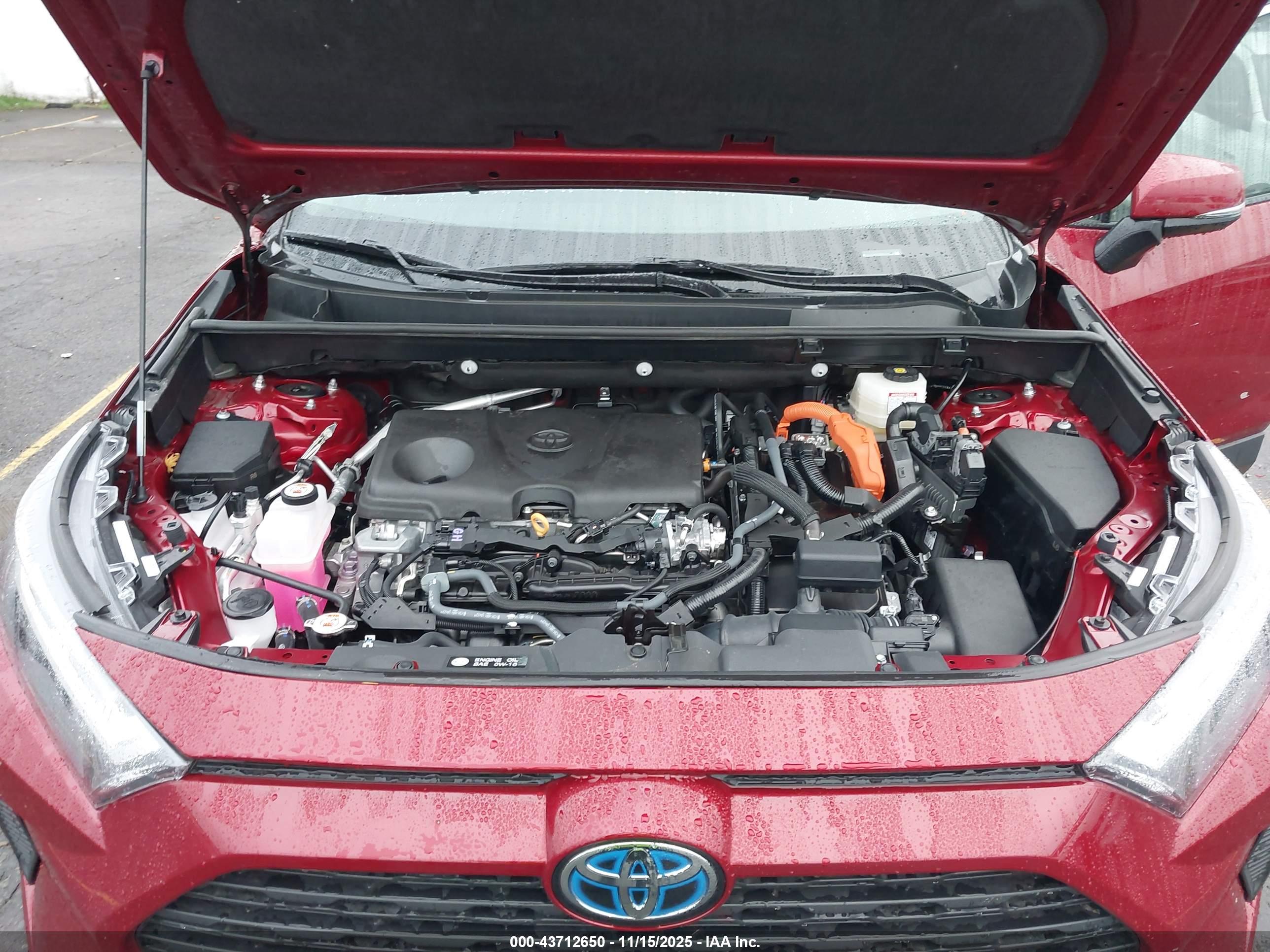 TOYOTA RAV4 image 10