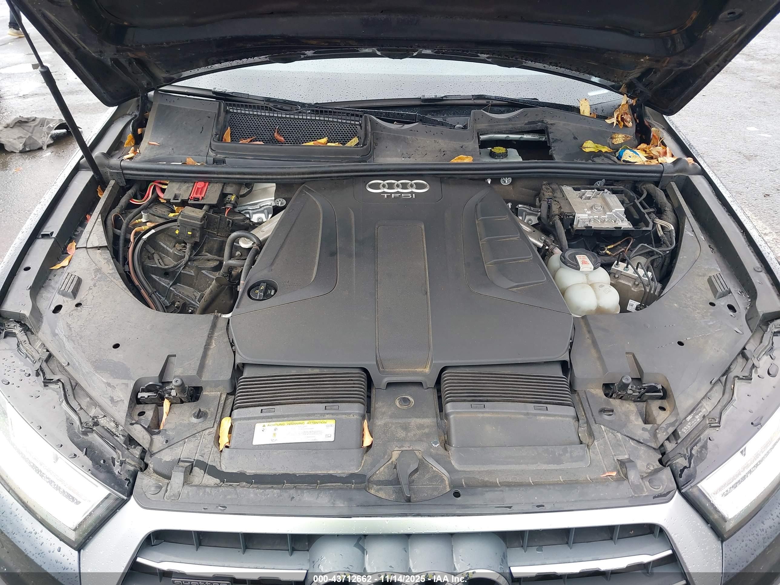 AUDI Q7 image 10