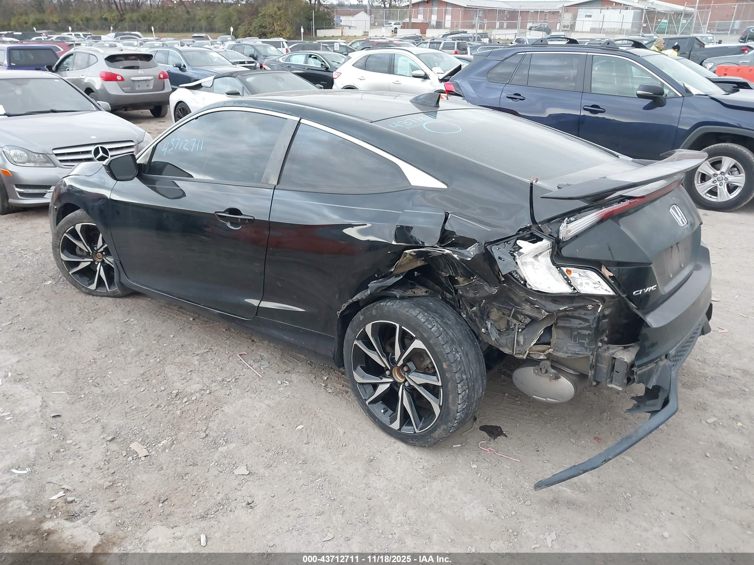 HONDA CIVIC image 3