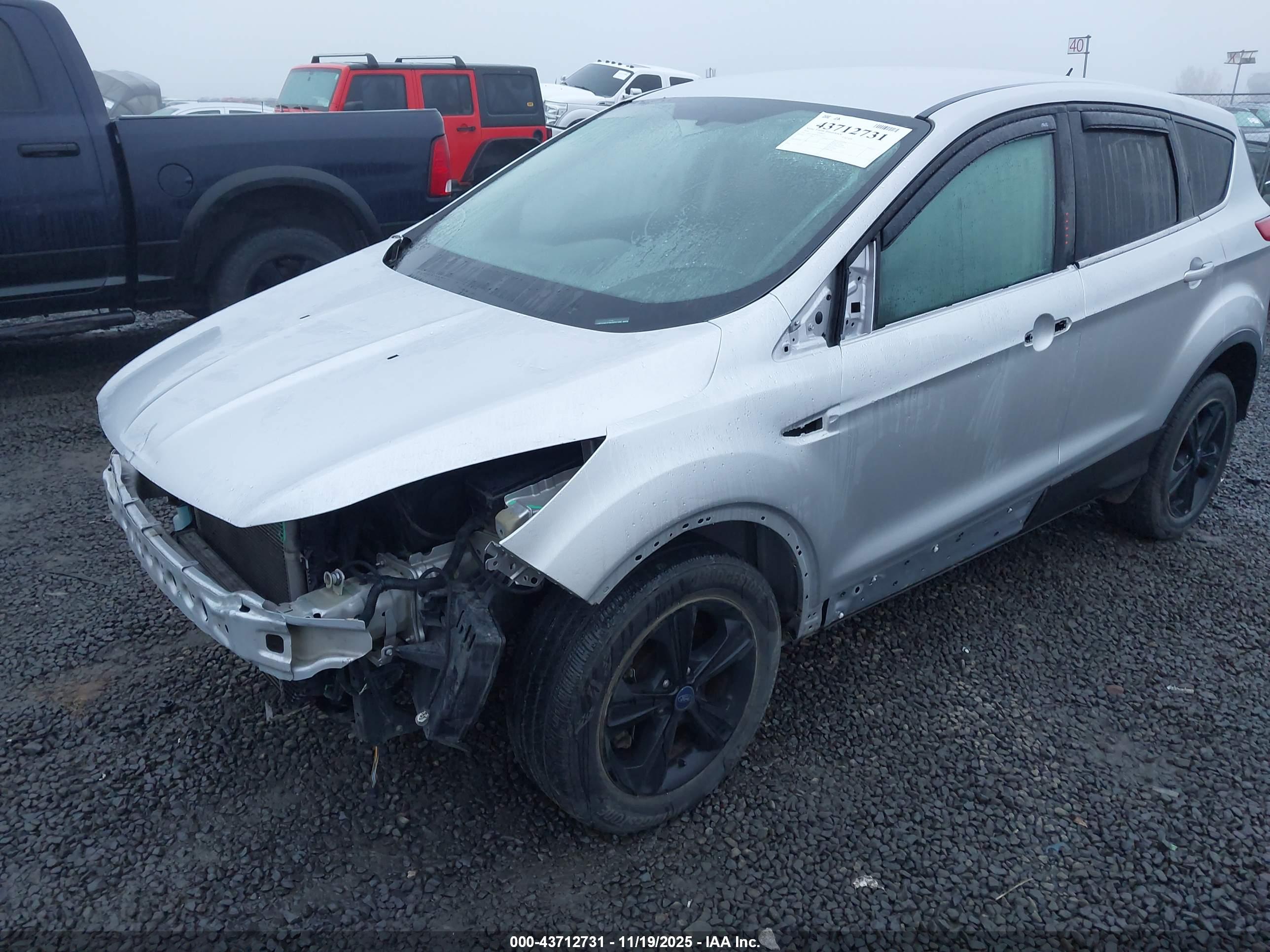 FORD ESCAPE image 6