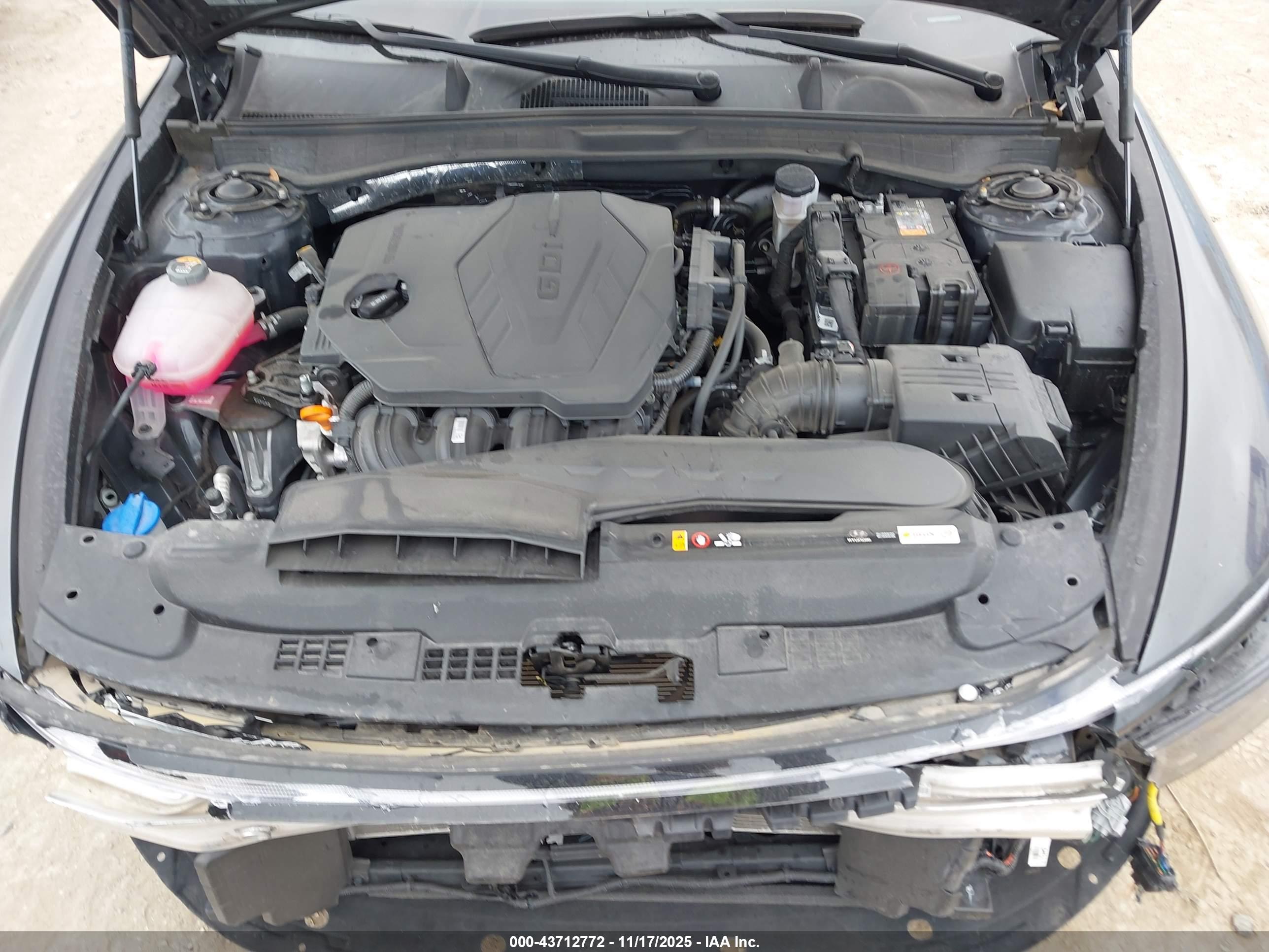 HYUNDAI SONATA image 10