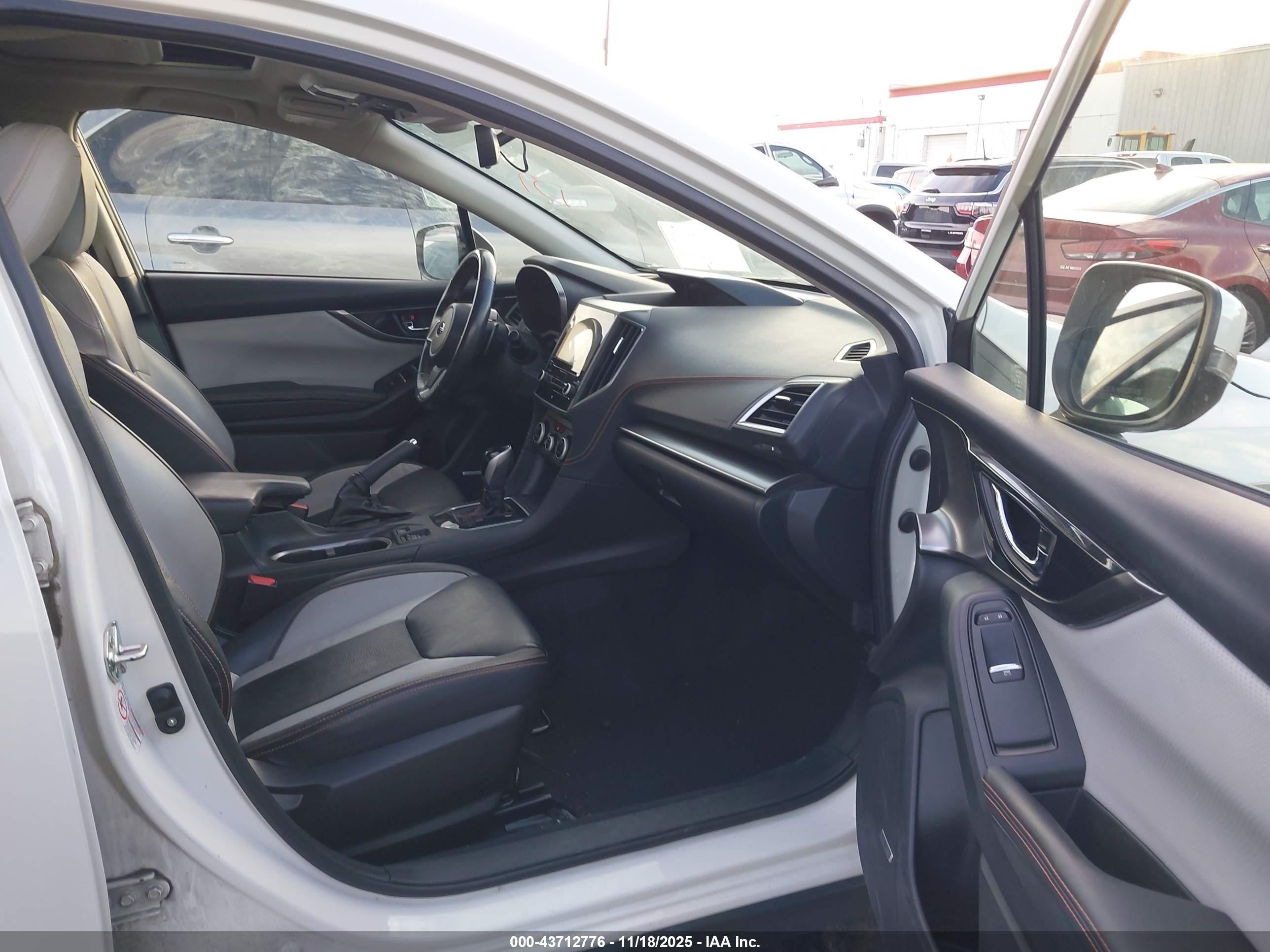 SUBARU CROSSTREK image 5