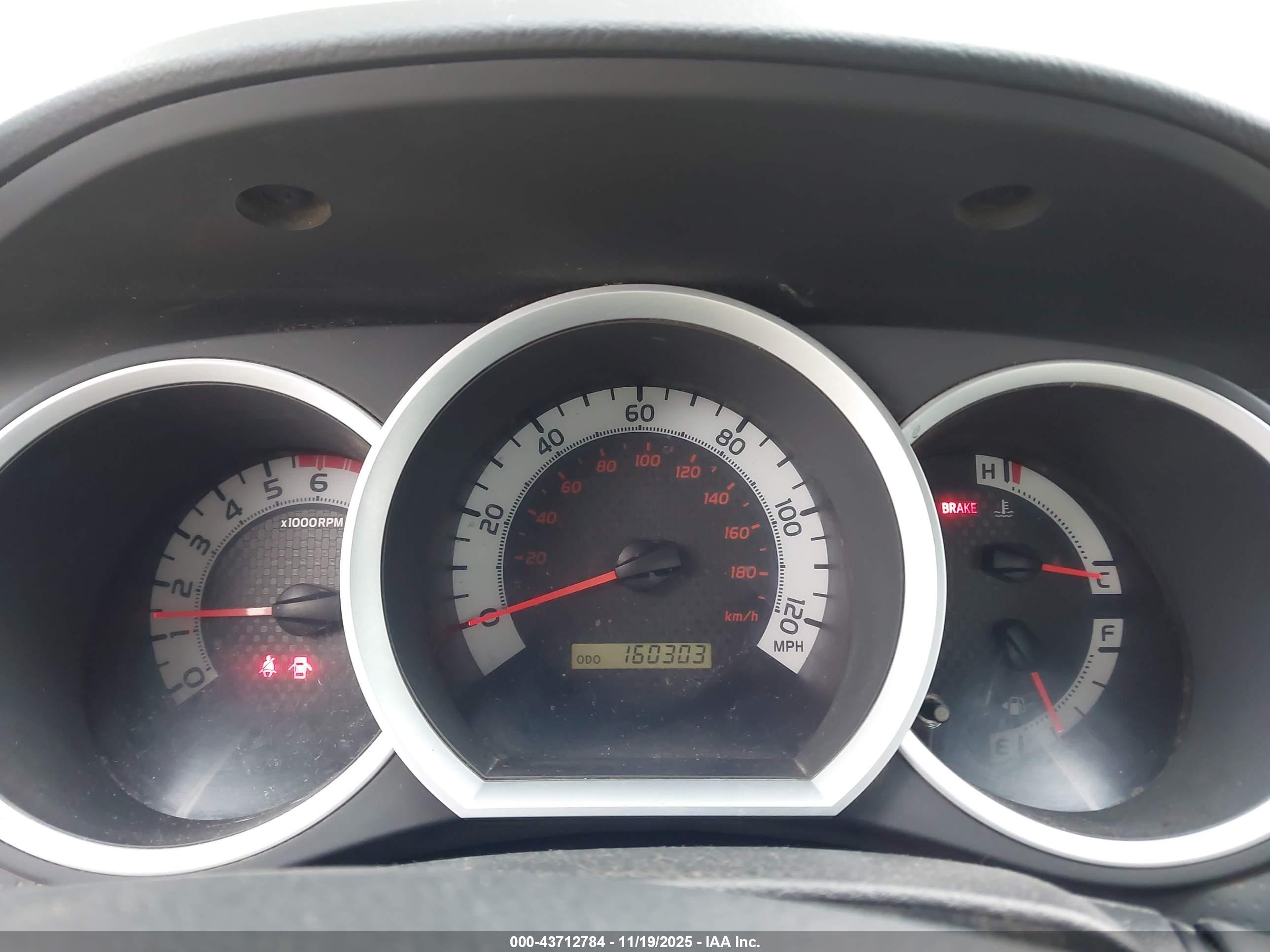TOYOTA TACOMA image 7